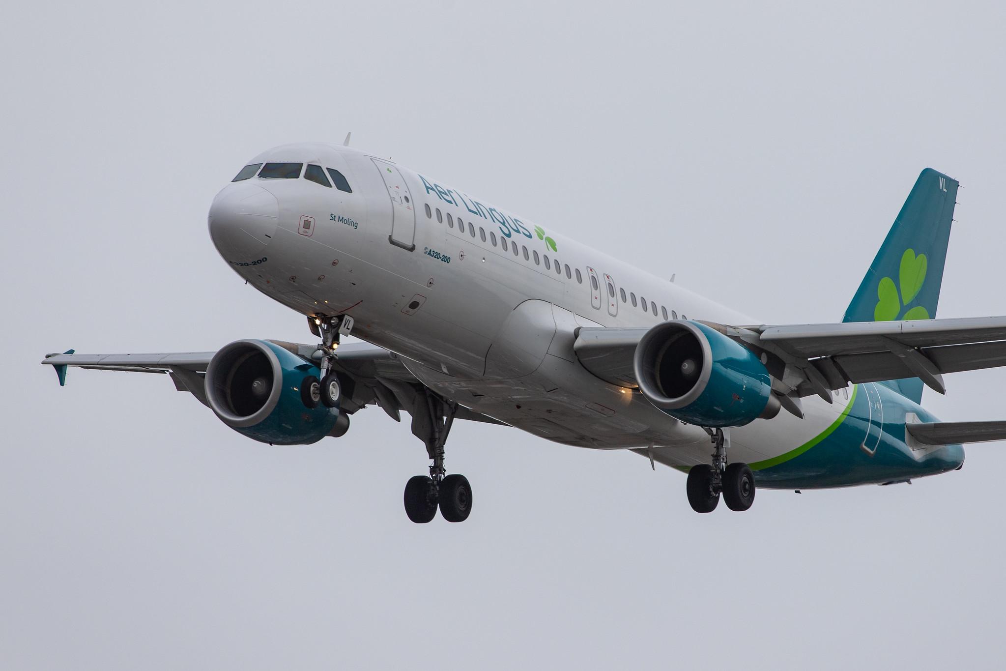 London Heathrow Airport: Aer Lingus (EI / EIN) |  Airbus A320-214 A320 | EI-DVL | MSN 4678