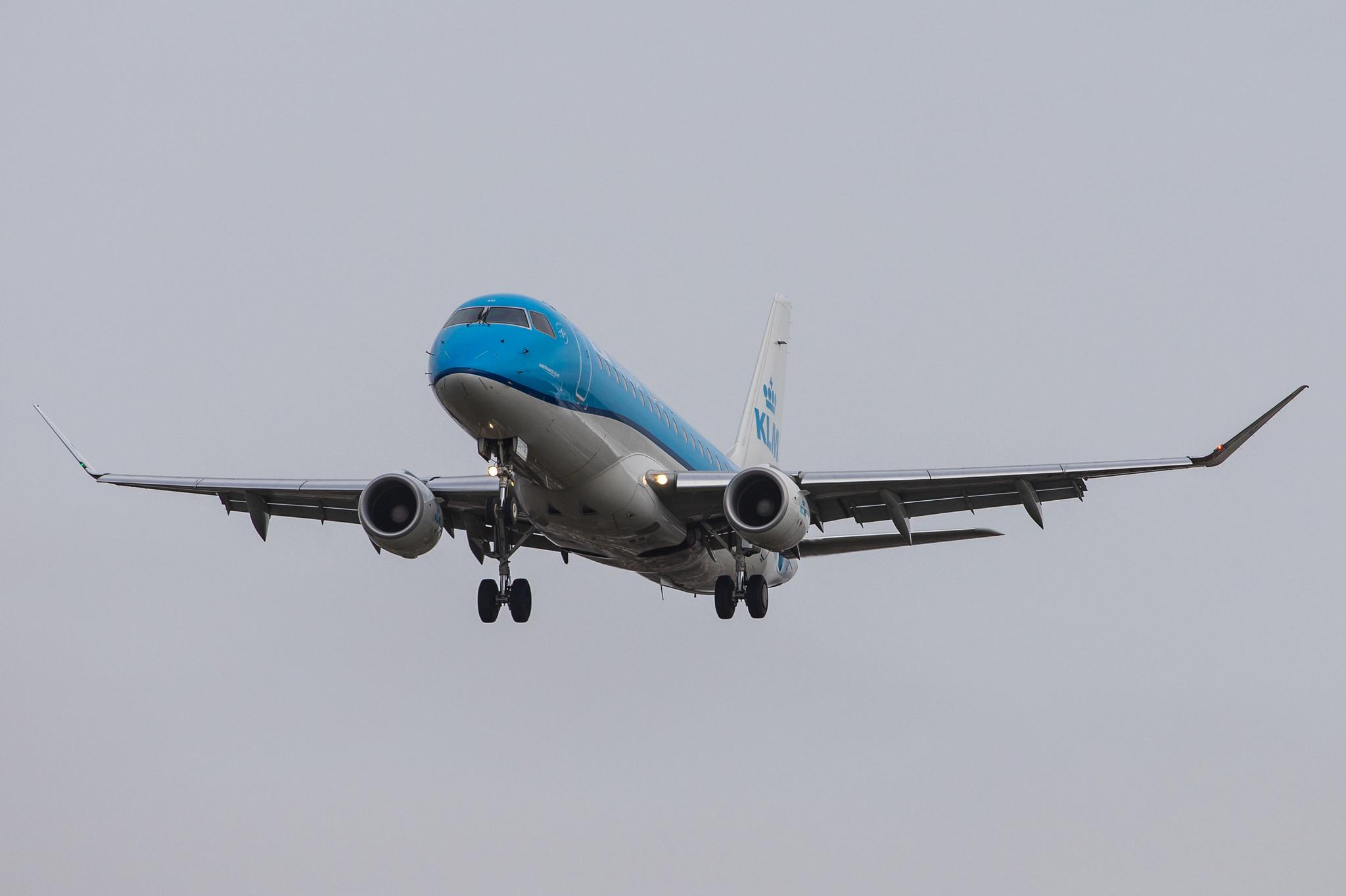 London Heathrow Airport: KLM (KL / KLM) | Operator: KLM Cityhopper |  Embraer E175STD E75L | PH-EXU | MSN 17000708
