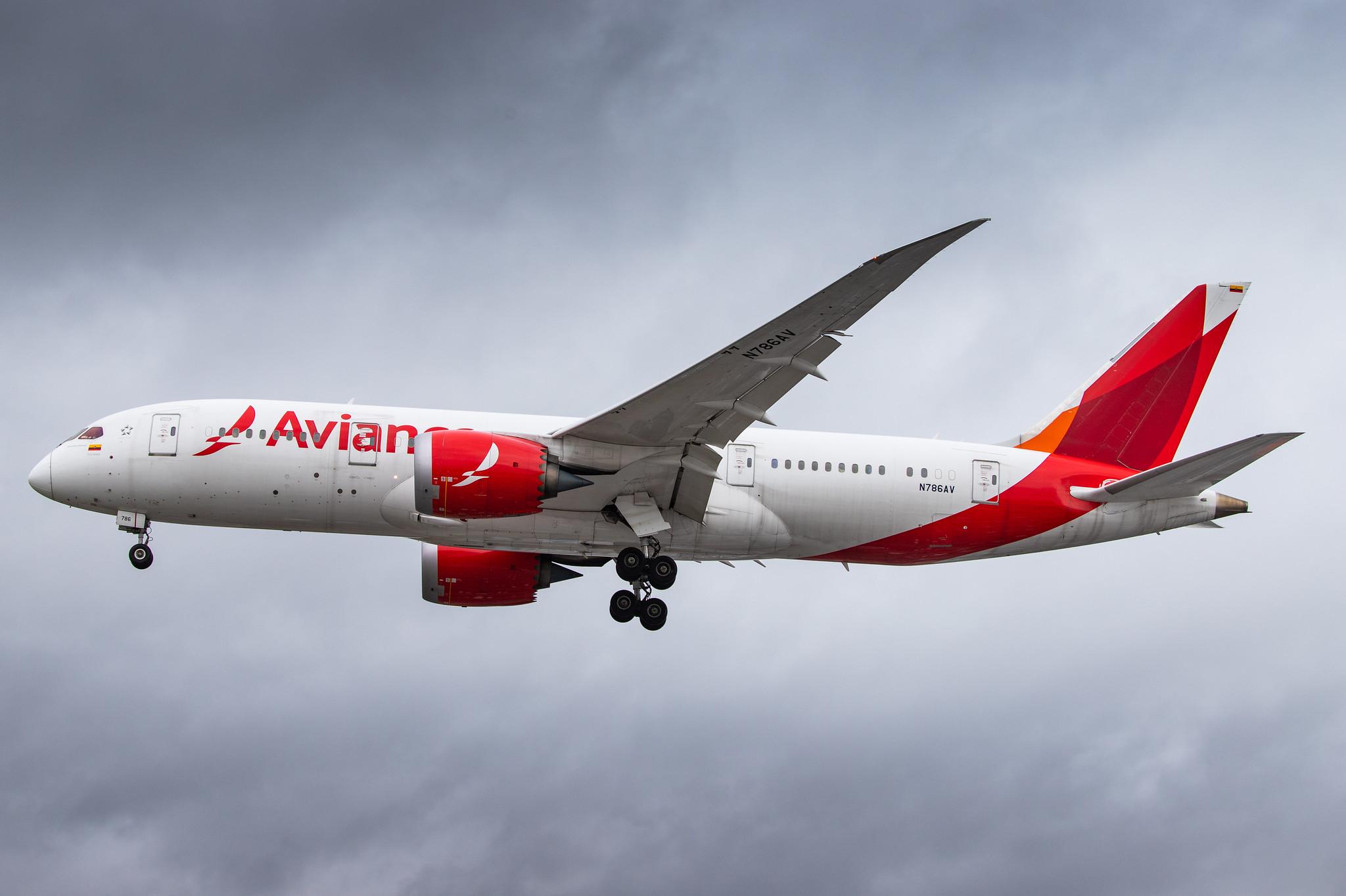 London Heathrow Airport: Avianca (AV / AVA) |  Boeing 787-8 Dreamliner B788 | N786AV | MSN 37508