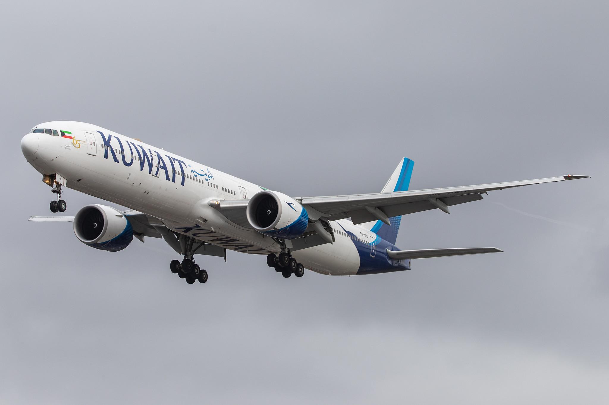 London Heathrow Airport: Kuwait Airways (KU / KAC) |  Boeing 777-369(ER) B77W | 9K-AOD | MSN 62562