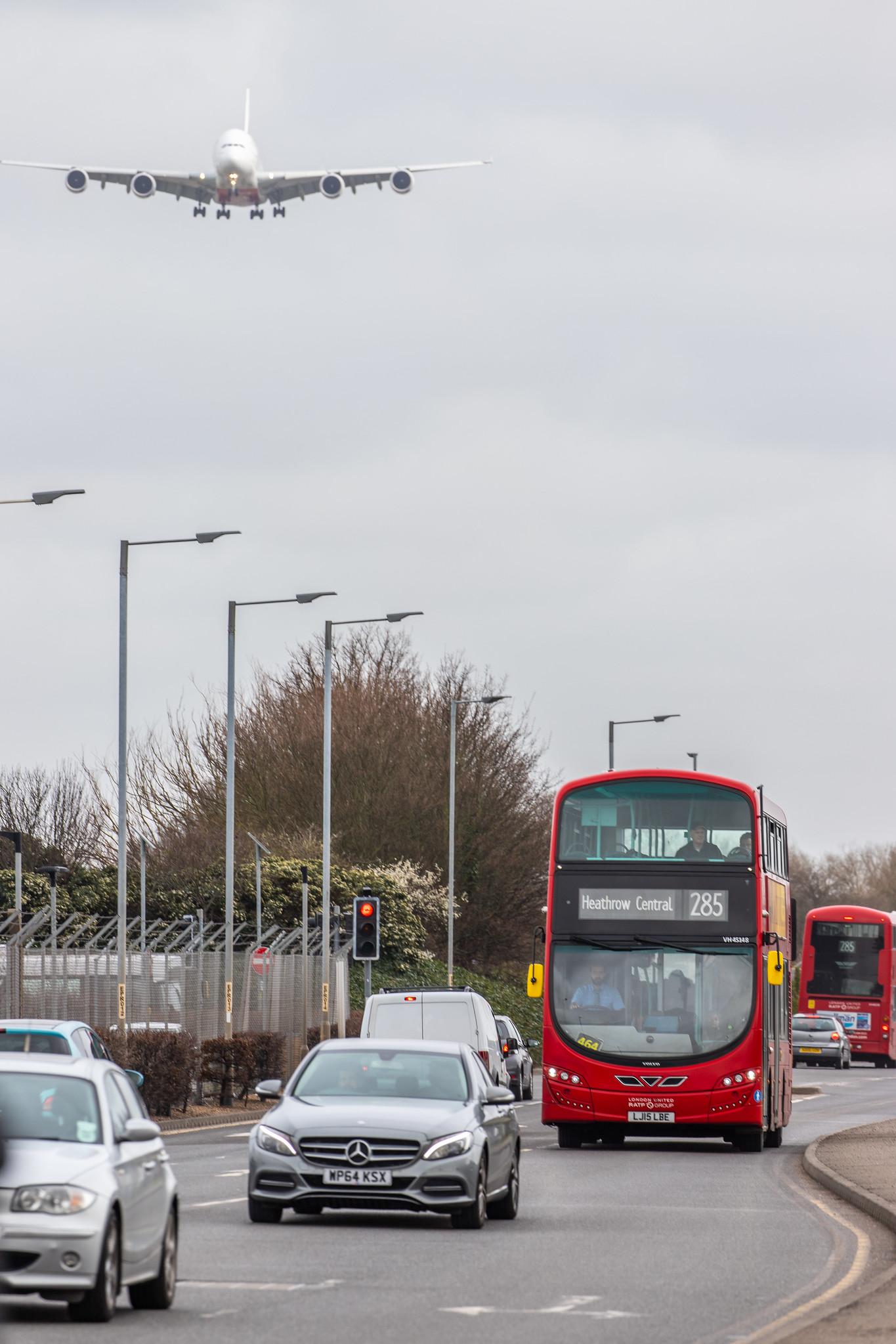 London Heathrow Airport: Emirates (EK / UAE) |  Airbus A380-861 A388 | A6-EOO | MSN 190
