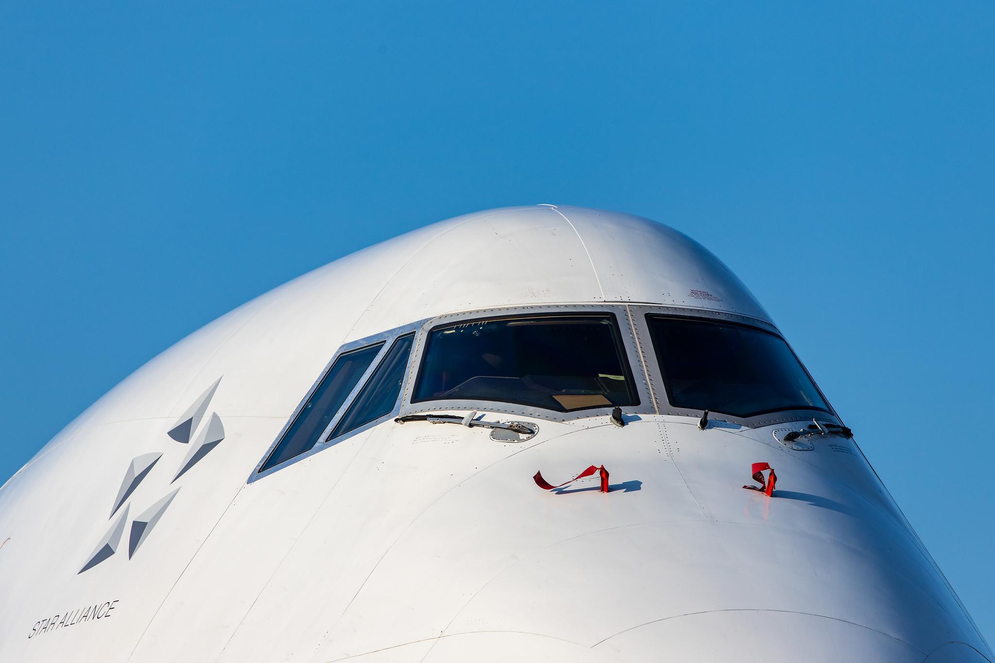 Hamburg Airport: Lufthansa (LH / DLH) |  Boeing 747-830 B748 | D-ABYI | MSN 37833