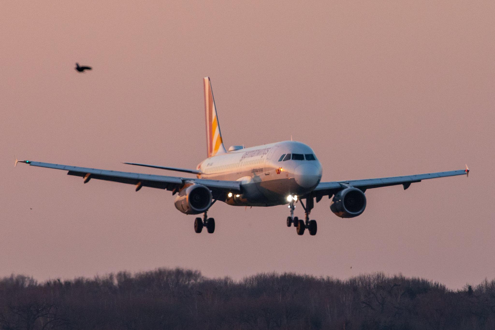 Hamburg Airport: Eurowings (EW / EWG) |  Airbus A319-132 A319 | D-AGWJ | MSN 3375