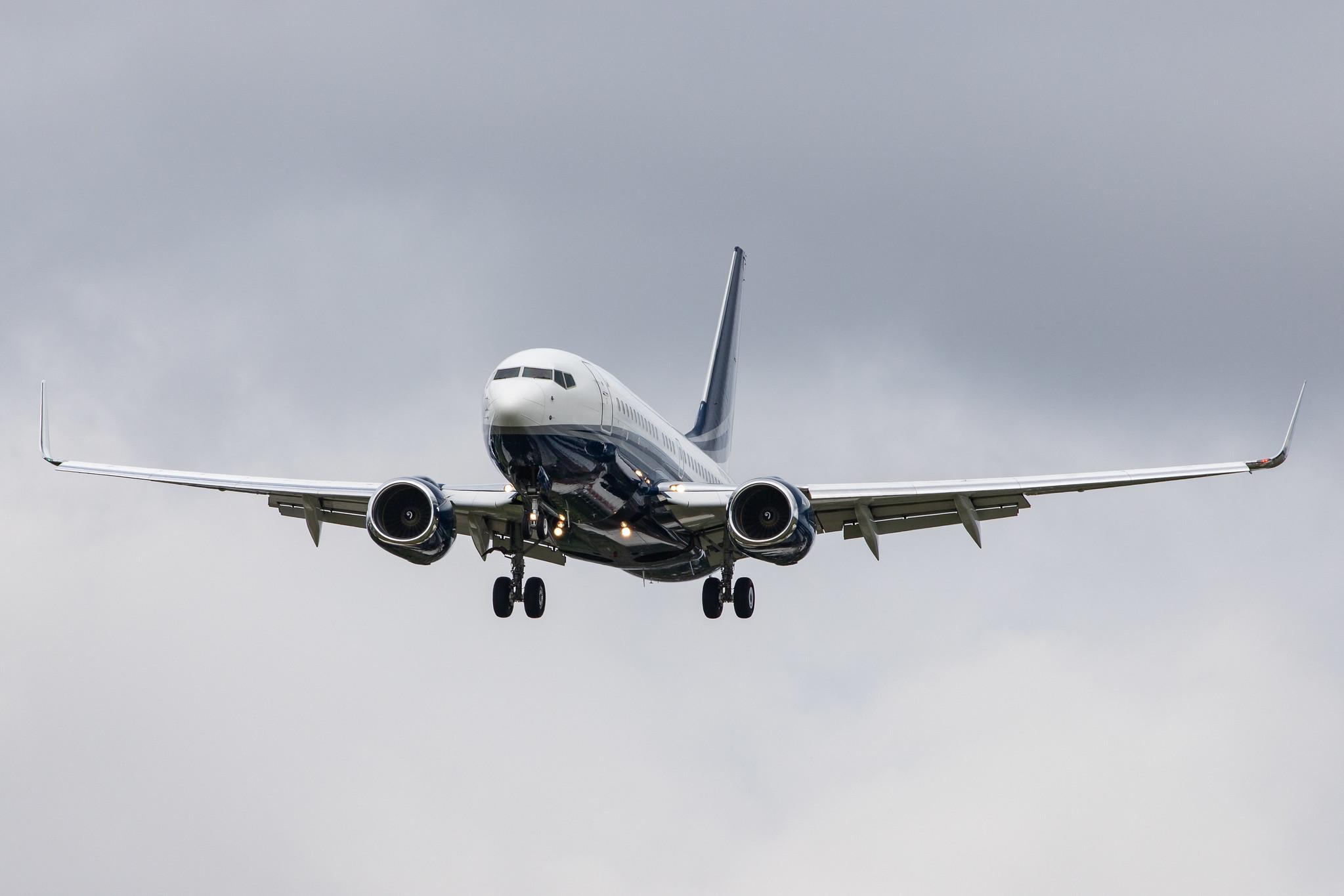 London Heathrow Airport: Private Owner |  Boeing 737-75V(BBJ) B737 | N737LE | MSN 28579