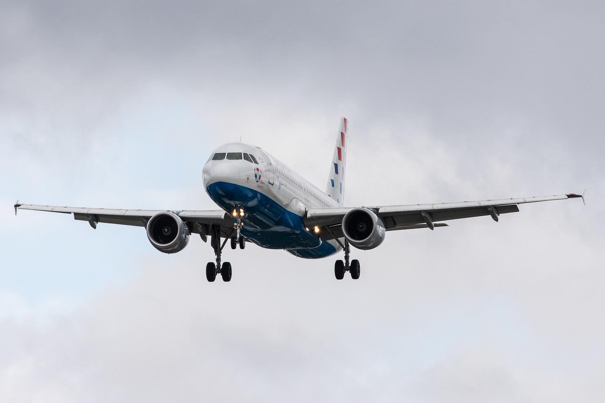 London Heathrow Airport: Croatia Airlines (OU / CTN) |  Airbus A320-214 A320 | 9A-CTK | MSN 1237