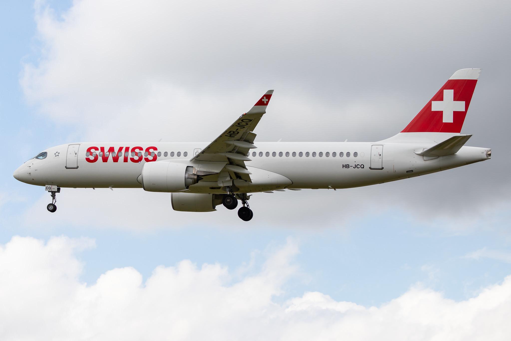 London Heathrow Airport: Swiss (LX / SWR) |  Airbus A220-300 BCS3 | HB-JCQ | MSN 55040
