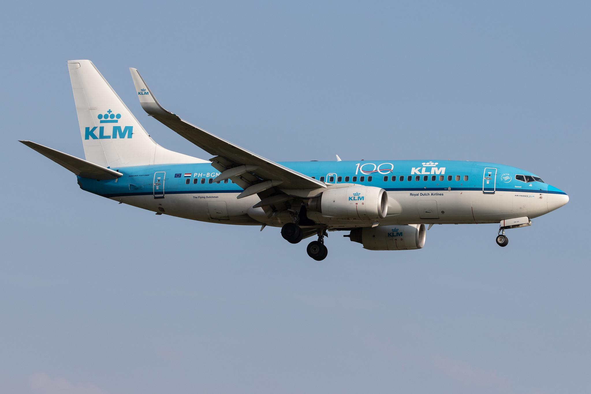 Hamburg Airport: KLM (KL / KLM) |  Boeing 737-7K2 B737 | PH-BGN | MSN 38125