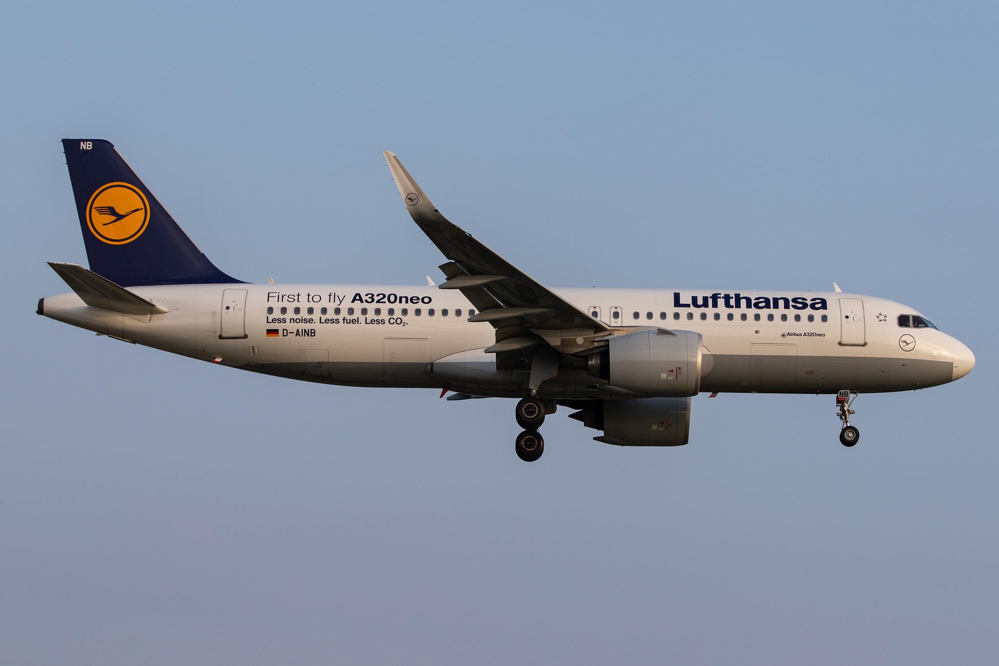 Hamburg Airport: Lufthansa (LH / DLH) | Livery: First to fly A320neo Sticker | Airbus A320-271N A20N | D-AINB | MSN 6864