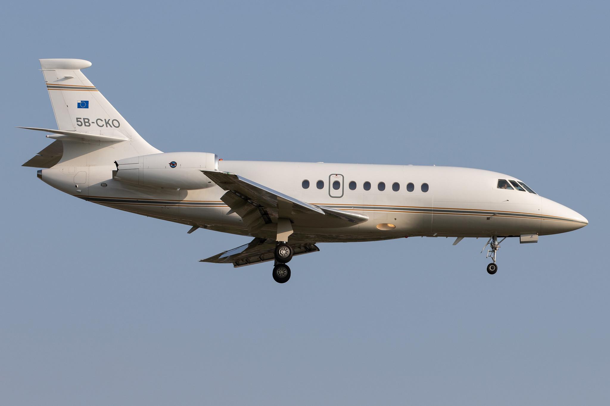 Hamburg Airport: Private owner |  Dassault Falcon 2000EX F2TH | 5B-CKO | MSN 96