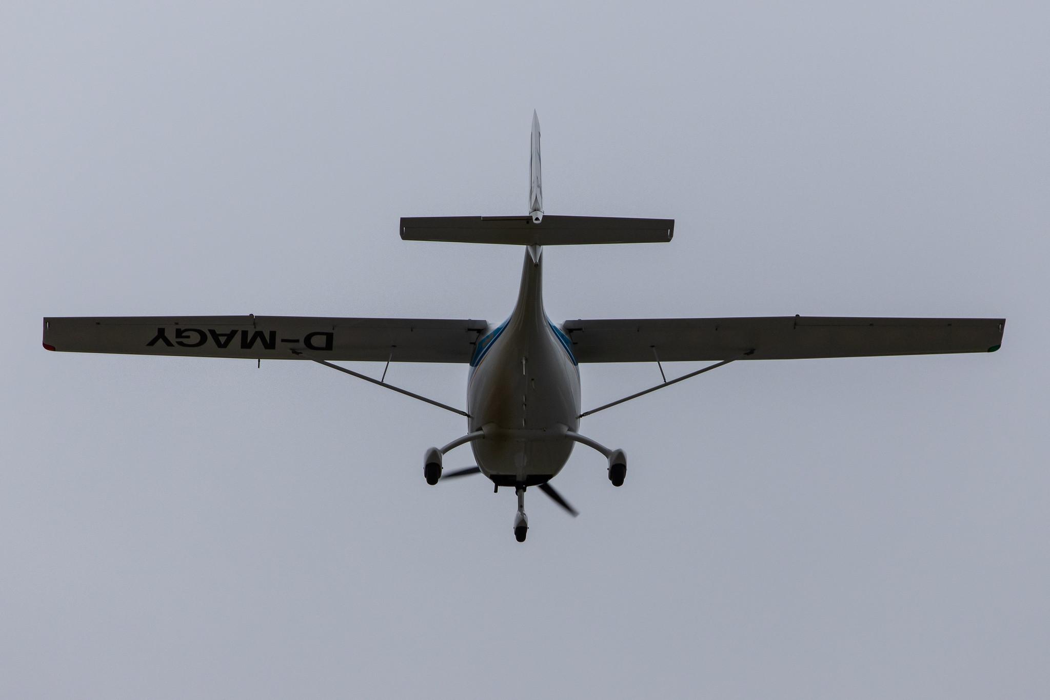 Hamburg Airport: Private Owner |  Remos G-3 Gemini Mirage ULAC | D-MAGY | MSN 151