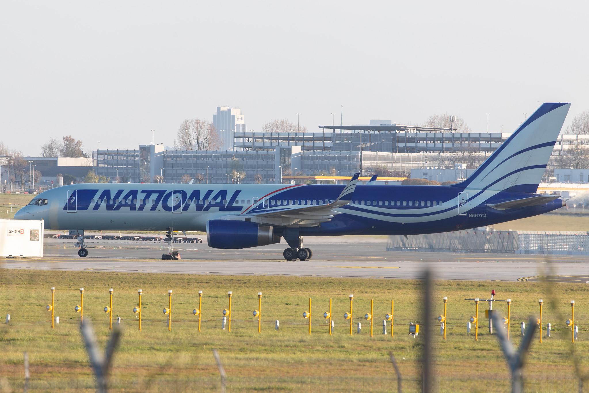 Hamburg Airport: National Airlines (N8 / NCR) |  Boeing 757-223 B752 | N567CA | MSN 24608