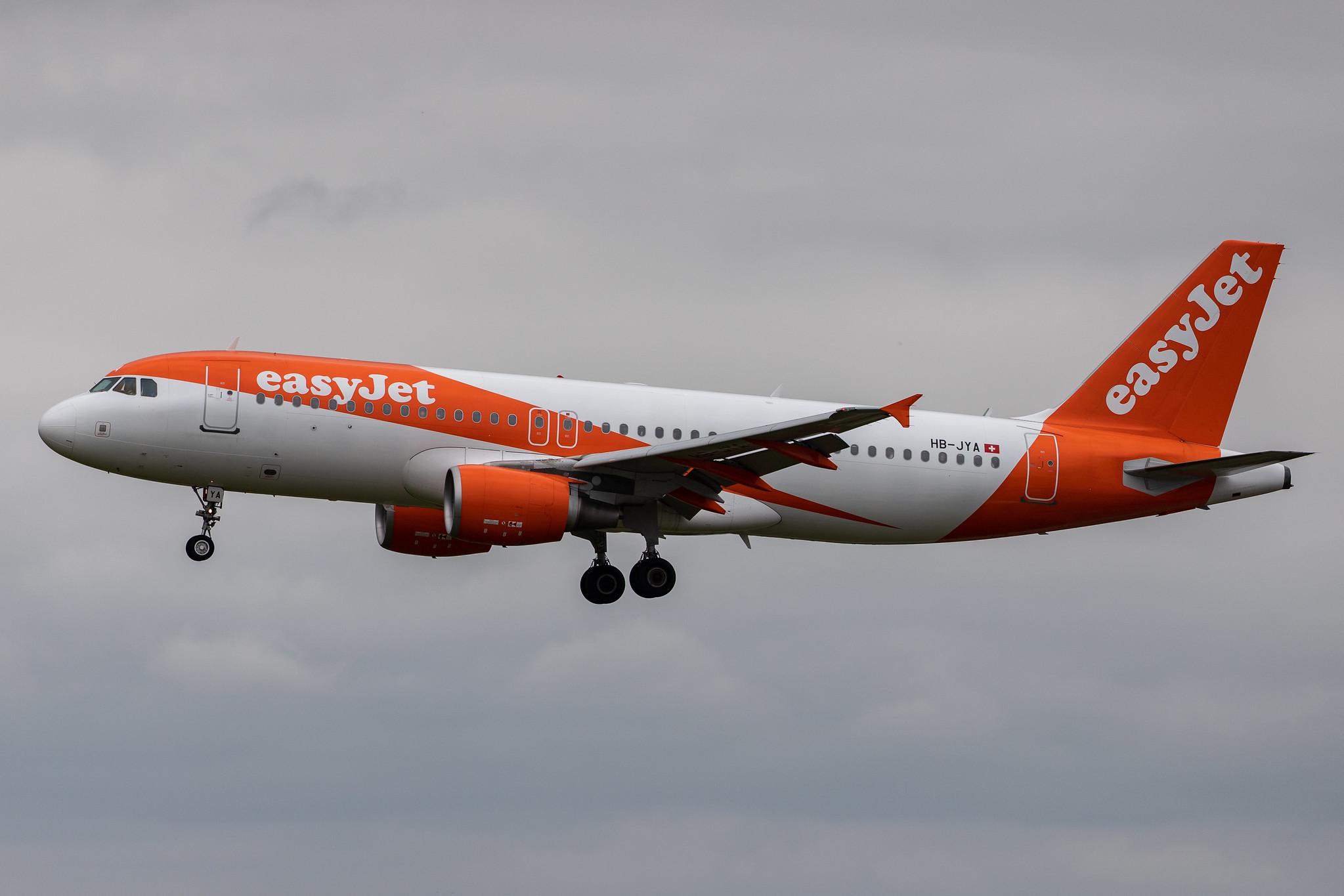 Hamburg Airport: easyJet (U2 / EZY) | Operator: easyJet Switzerland |  Airbus A320-214 A320 | HB-JYA | MSN 4250