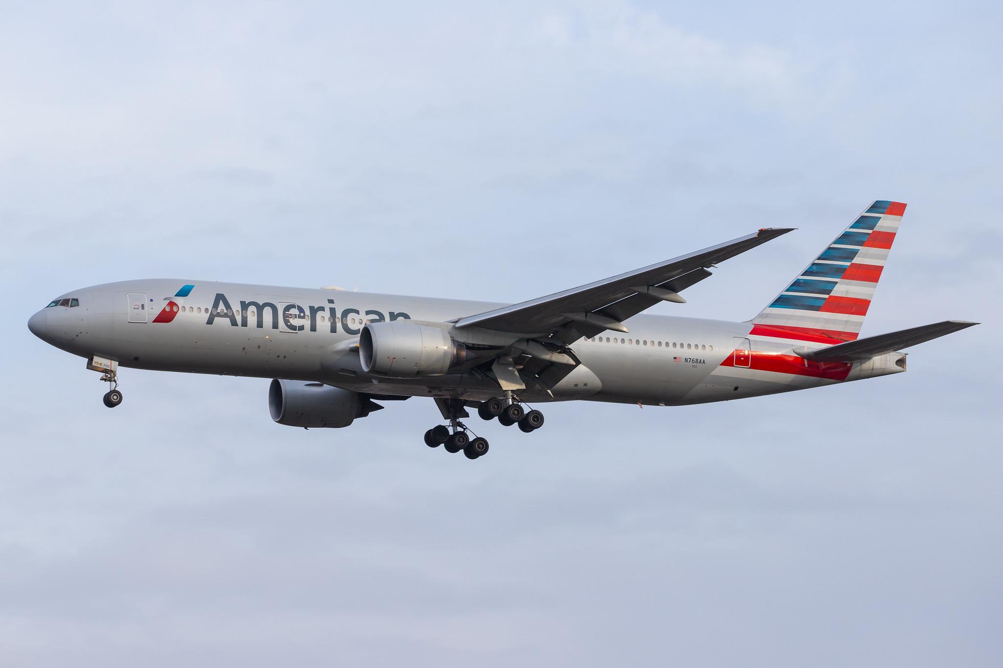 London Heathrow Airport: American Airlines (AA / AAL) |  Boeing 777-223(ER) B772 | N768AA | MSN 33540