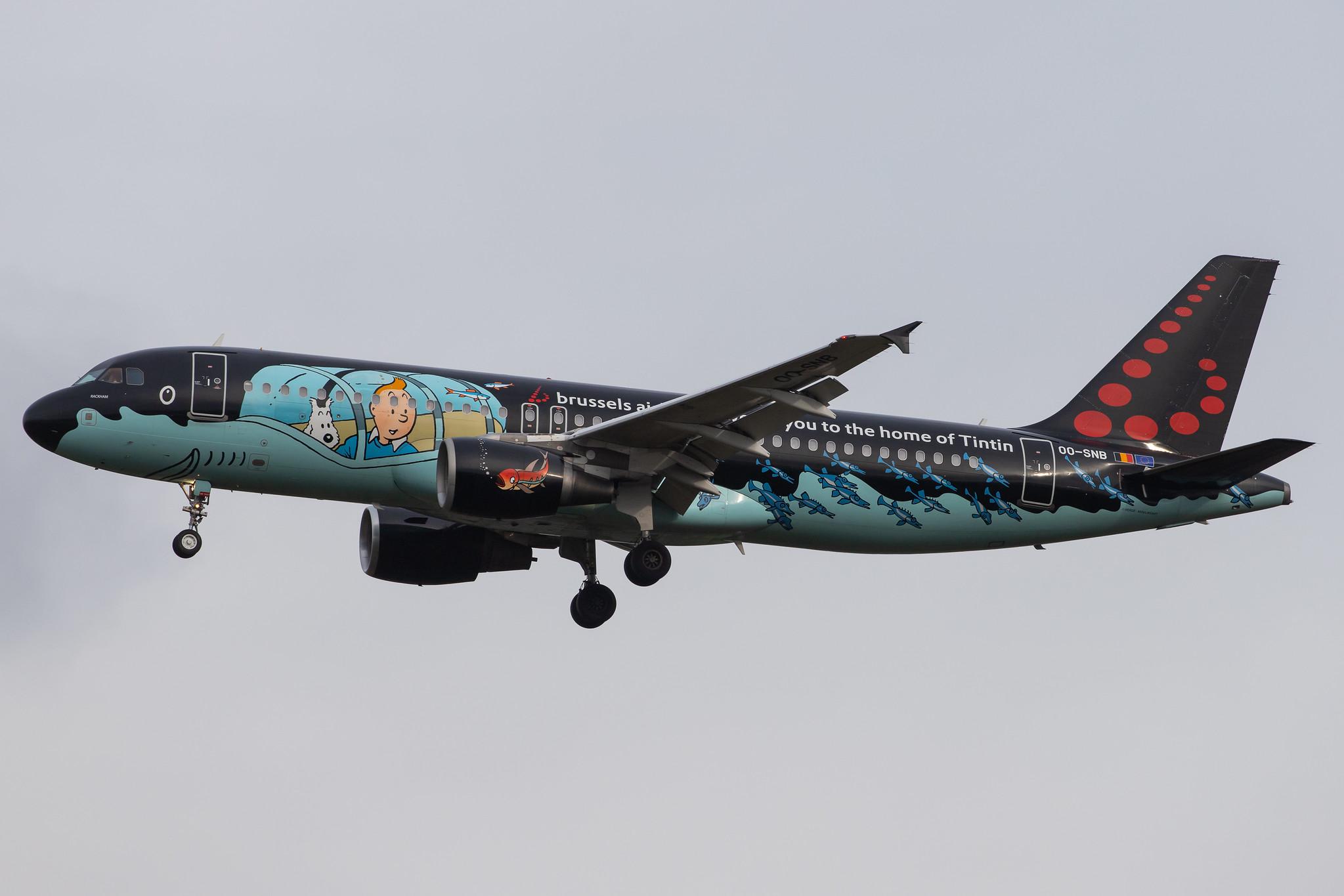 London Heathrow Airport: Brussels Airlines (SN / BEL) |  Livery: Tintin comics Livery |  Airbus A320-214 A320 | OO-SNB | MSN 1493