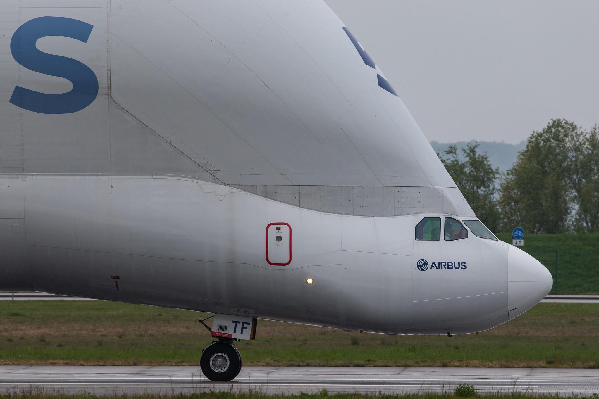 Flugplatz Hamburg-Finkenwerder: Airbus Transport International (4Y / BGA) |  Airbus A300-608ST Beluga A3ST | F-GSTF | MSN 796