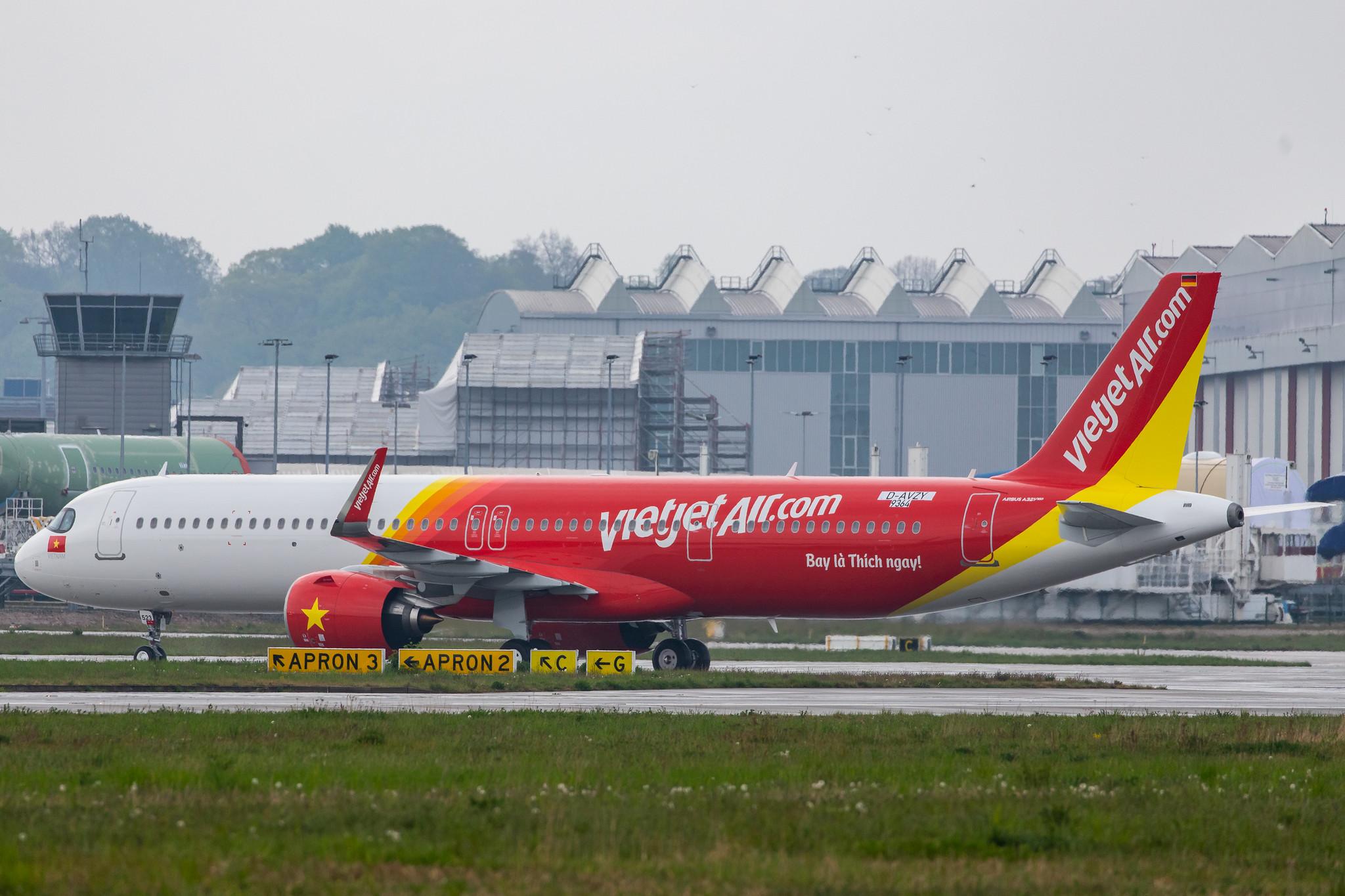 Flugplatz Hamburg-Finkenwerder: Airbus (/ AIB) |  Airbus A321-271NX A21N | D-AVZY | MSN 9364 (Future: VietJetAir, VN-A523)