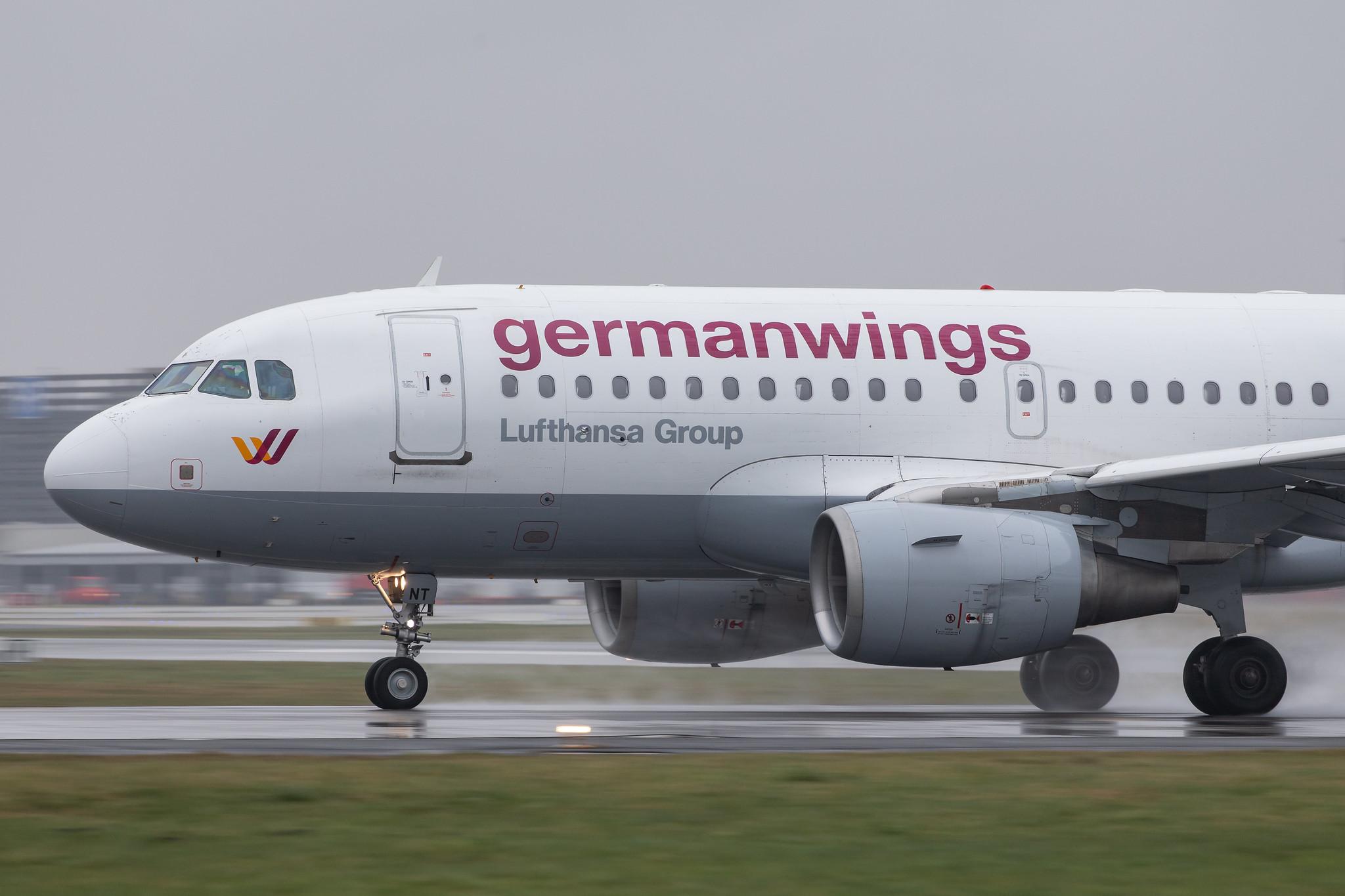 Hamburg Airport Apron: Eurowings (EW / EWG) |  Airbus A319-112 A319 | D-AKNT | MSN 2607
