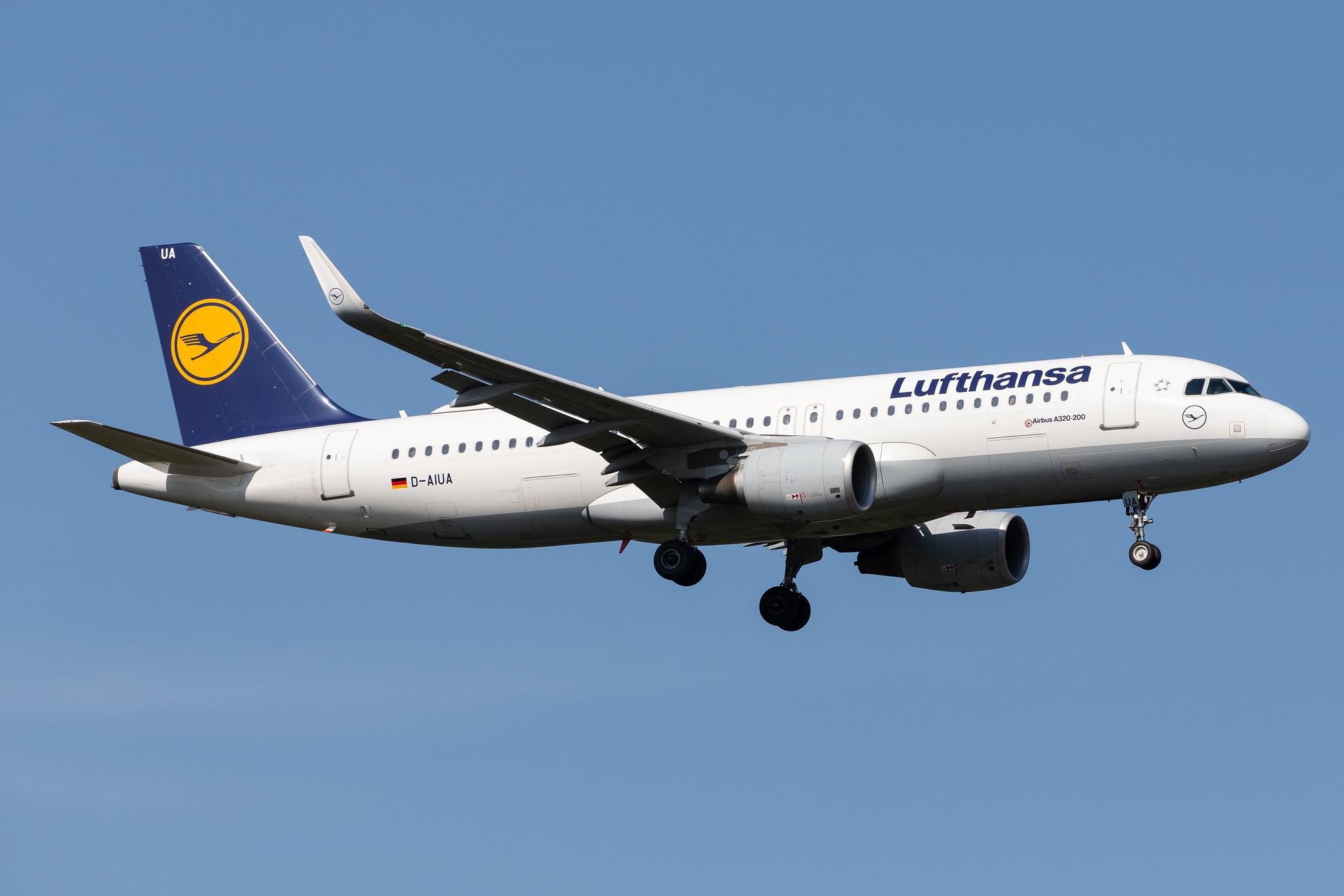 Frankfurt Airport: Lufthansa (LH / DLH) |  Airbus A320-214 A320 | D-AIUA | MSN 5935