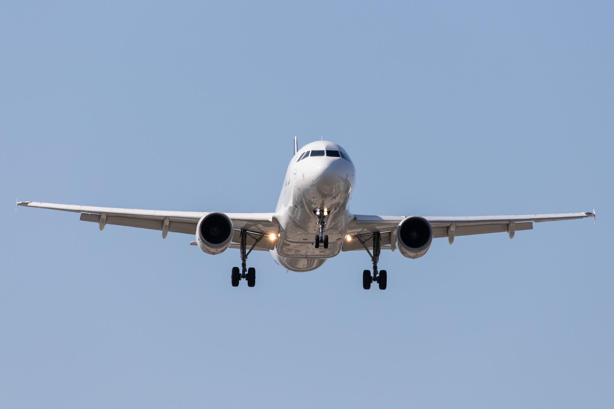 Frankfurt Airport: Lufthansa (LH / DLH) |  Airbus A320-214 A320 | D-AIZI | MSN 4398