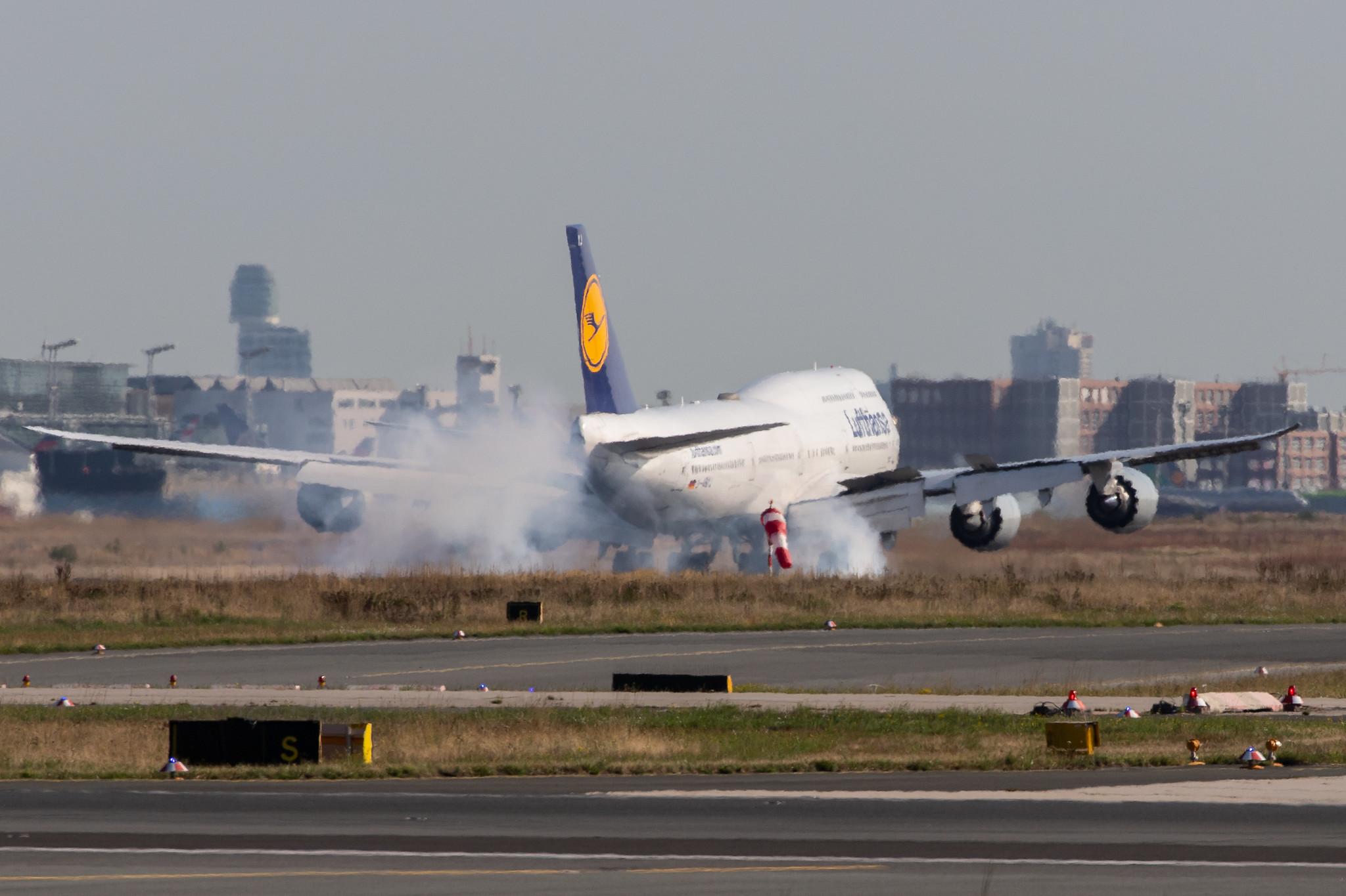 Frankfurt Airport: Lufthansa (LH / DLH) |  Boeing 747-830 B748 | D-ABYJ | MSN 37834