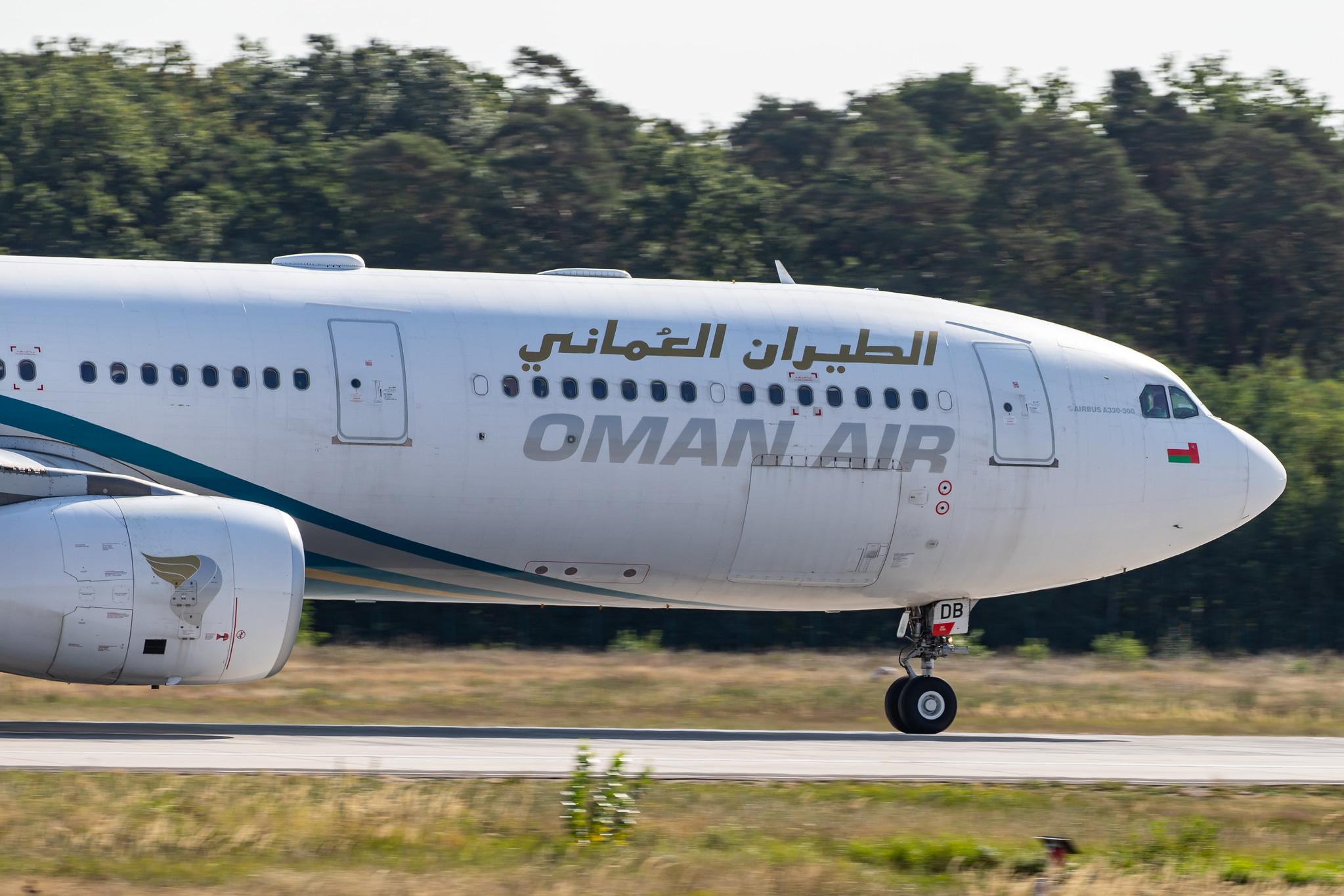 Frankfurt Airport: Oman Air (WY / OMA) |  Airbus A330-343 A333 | A4O-DB | MSN 1044