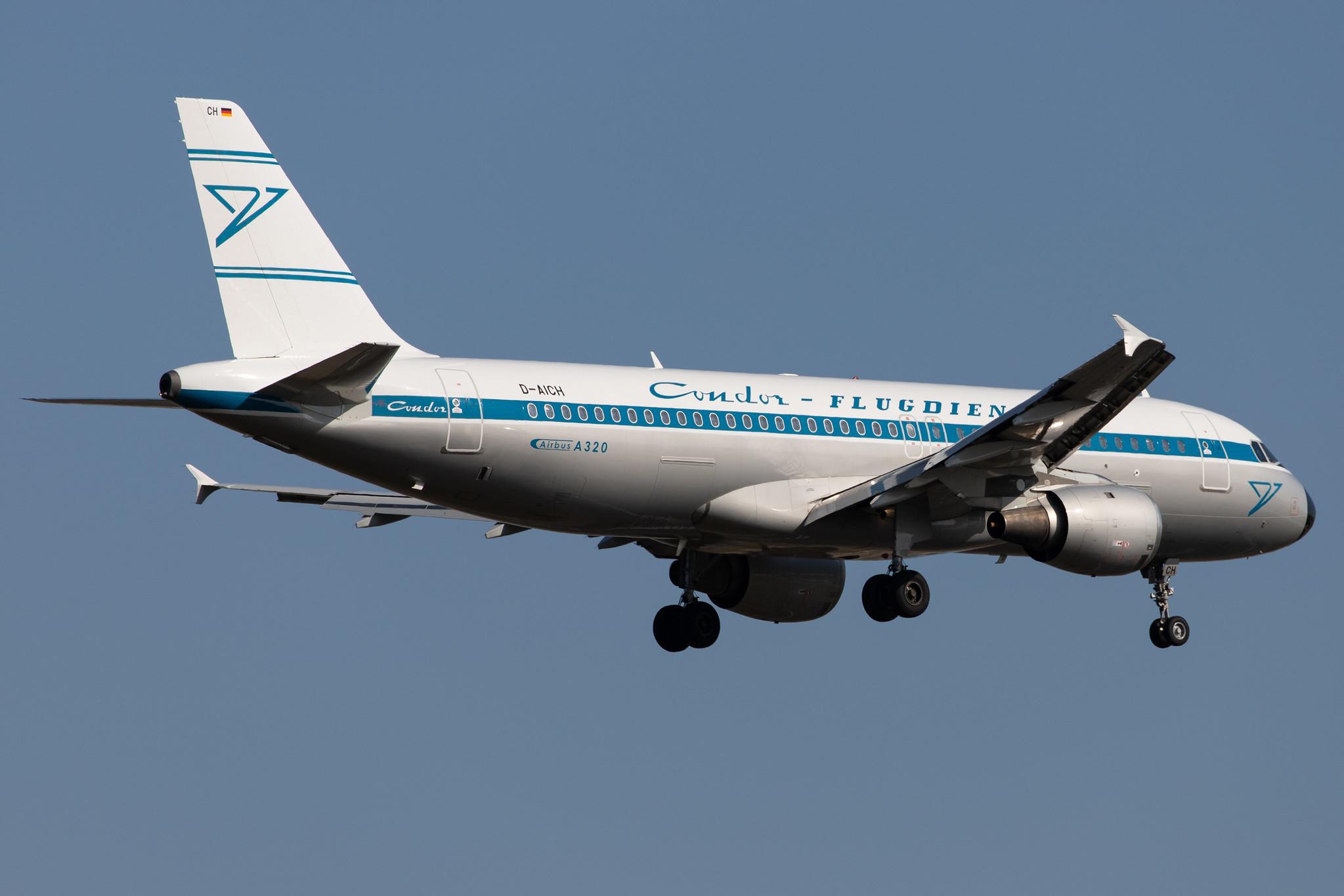 Frankfurt Airport: Condor (DE / CFG) |  Livery: Retro Livery |  Airbus A320-212 A320 | D-AICH | MSN 0971