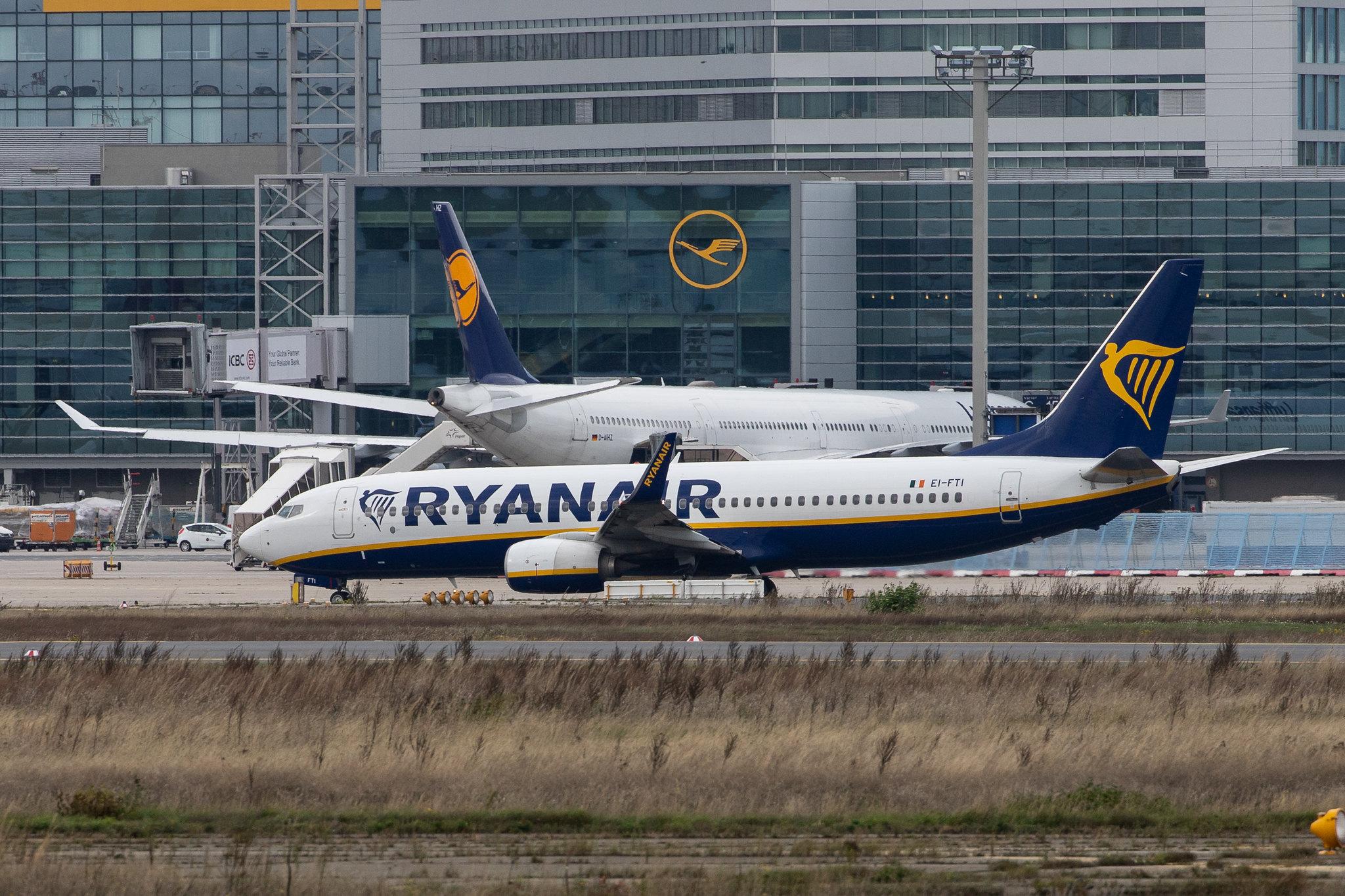 Frankfurt Airport: Ryanair (FR / RYR) |  Boeing 737-8AS B738 | EI-FTI | MSN 44759
