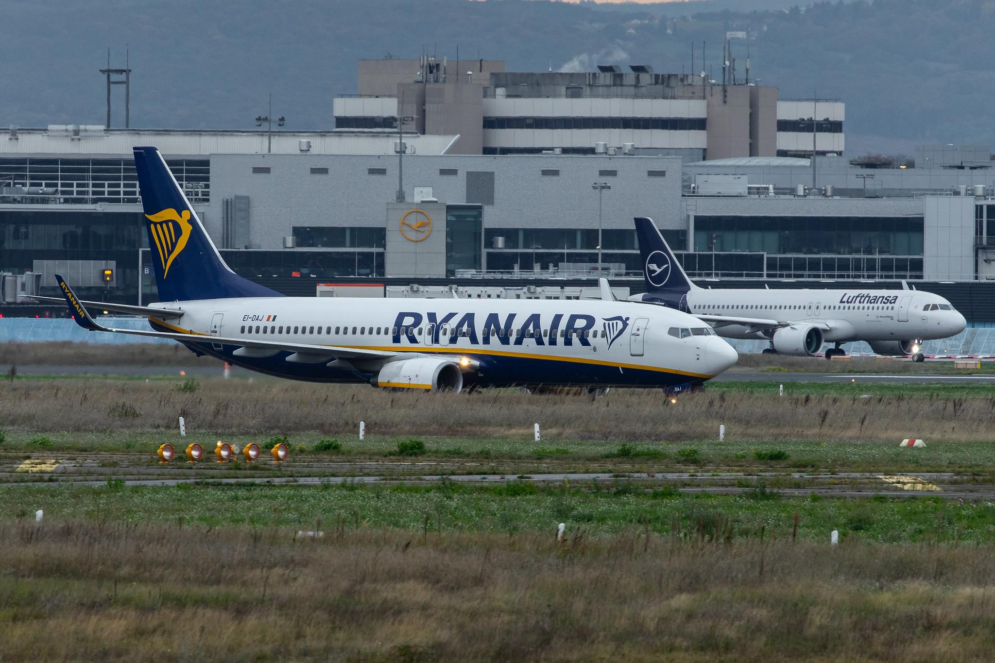 Frankfurt Airport: Ryanair (FR / RYR) |  Boeing 737-8AS B738 | EI-DAJ | MSN 33548