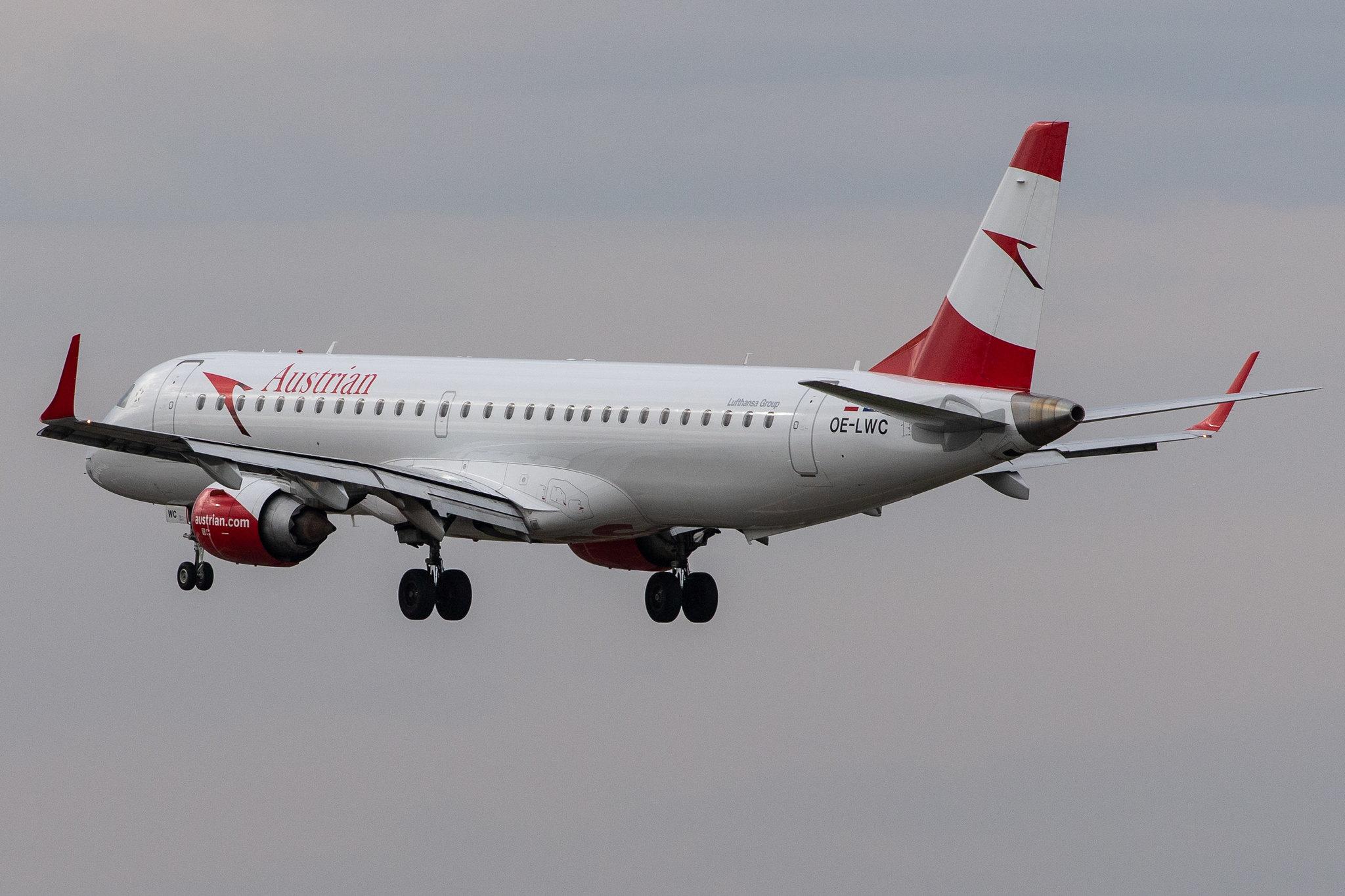 Frankfurt Airport: Austrian Airlines (OS / AUA) |  Embraer ERJ-195LR E195 | OE-LWC | MSN 19000350