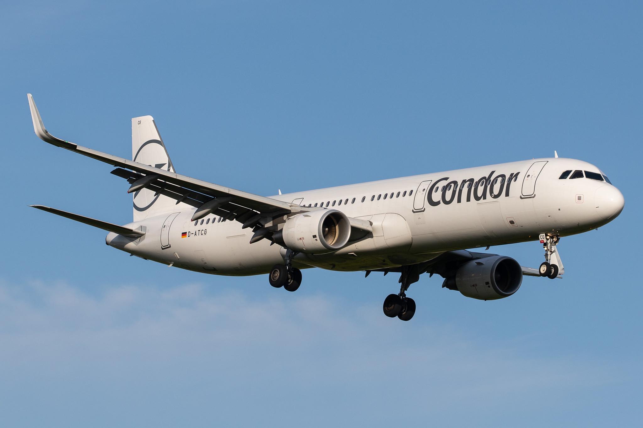 Hamburg Airport: Condor (DE / CFG) |  Airbus A321-211 A321 | D-ATCG | MSN 6005