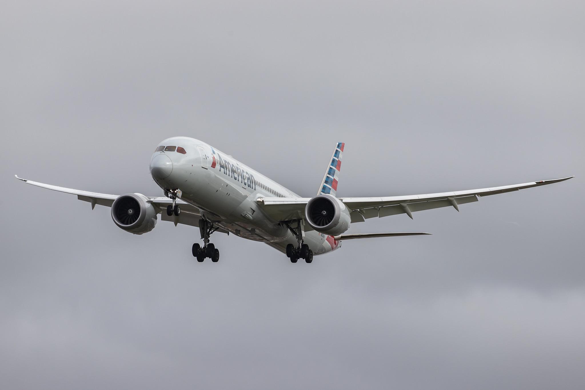 London Heathrow Airport: American Airlines (AA / AAL) |  Boeing 787-9 Dreamliner B789 | N829AN | MSN 40651