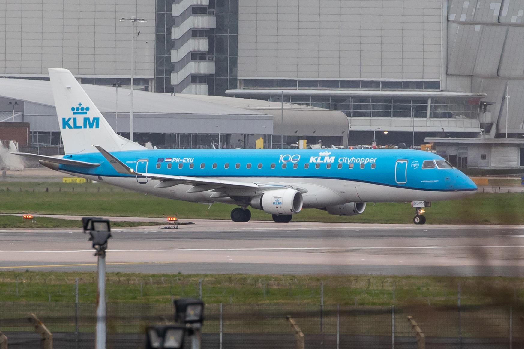 London Heathrow Airport: KLM (KL / KLM) | Operator: KLM Cityhopper |  Embraer E190STD E190 | PH-EZO | MSN 19000345
