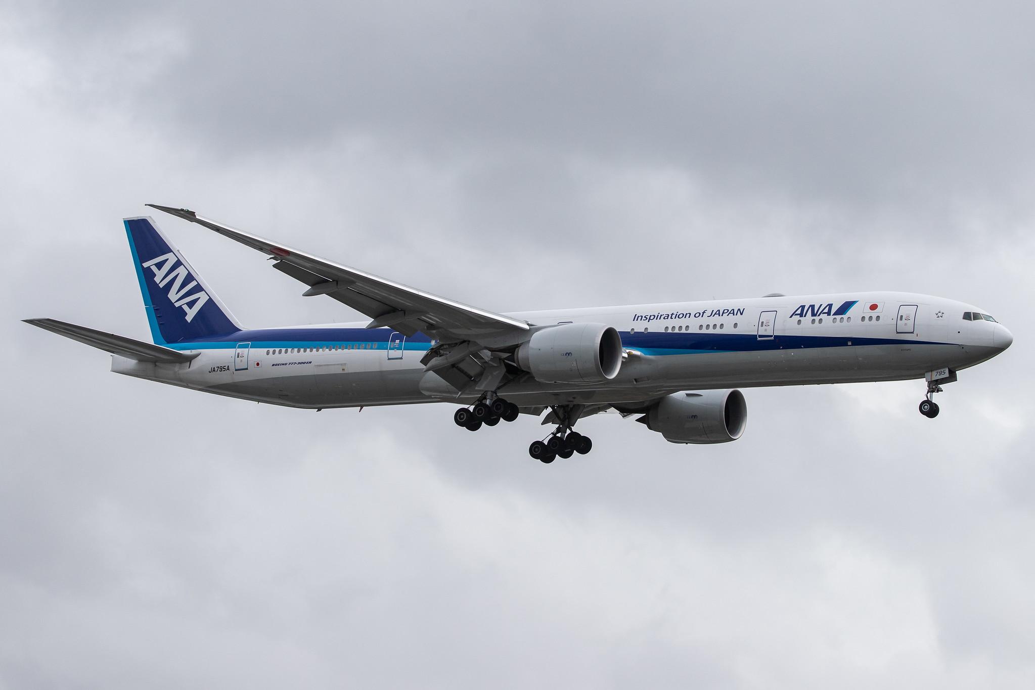London Heathrow Airport: All Nippon Airways (NH / ANA) |  Boeing 777-300(ER) B77W | JA795A | MSN 61514