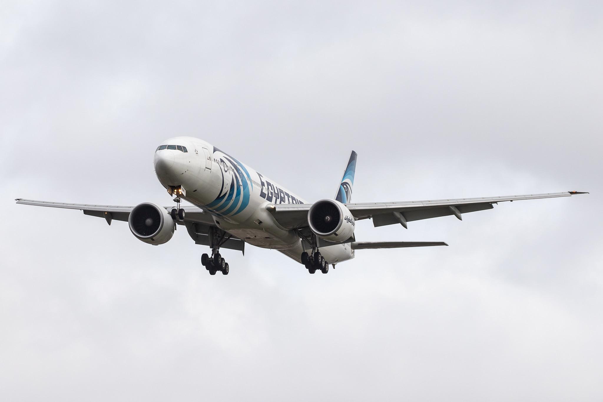 London Heathrow Airport: EgyptAir (MS / MSR) |  Boeing 777-36N(ER) B77W | SU-GDM | MSN 38285