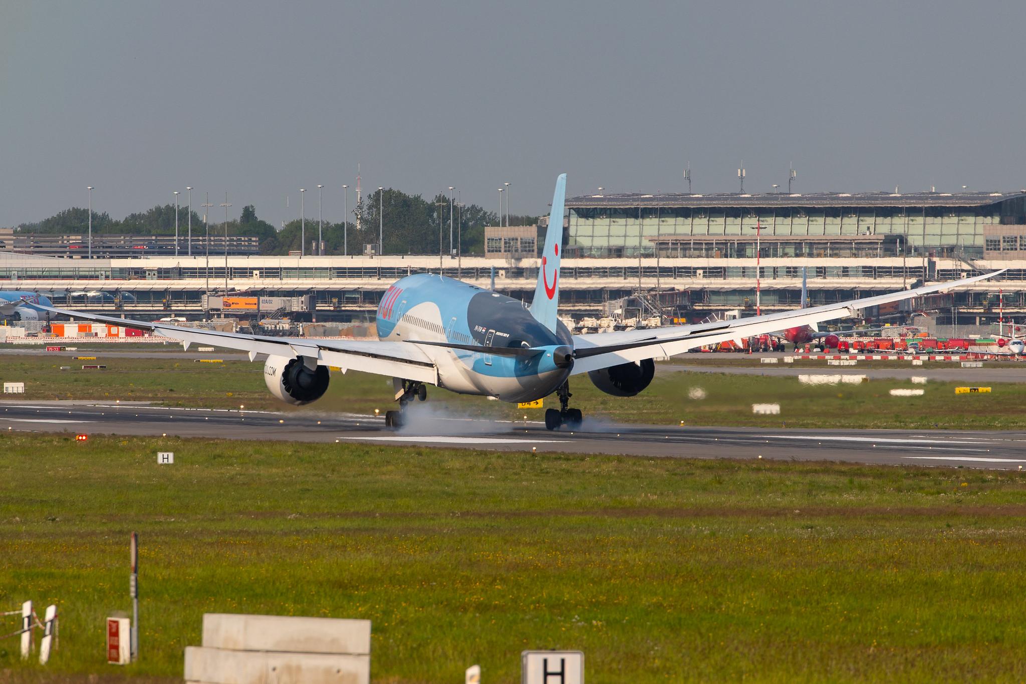 Hamburg Airport: TUI (X3 / TUI) | Operator: TUI fly Netherlands |  Boeing 787-8 Dreamliner B788 | PH-TFM | MSN 36429