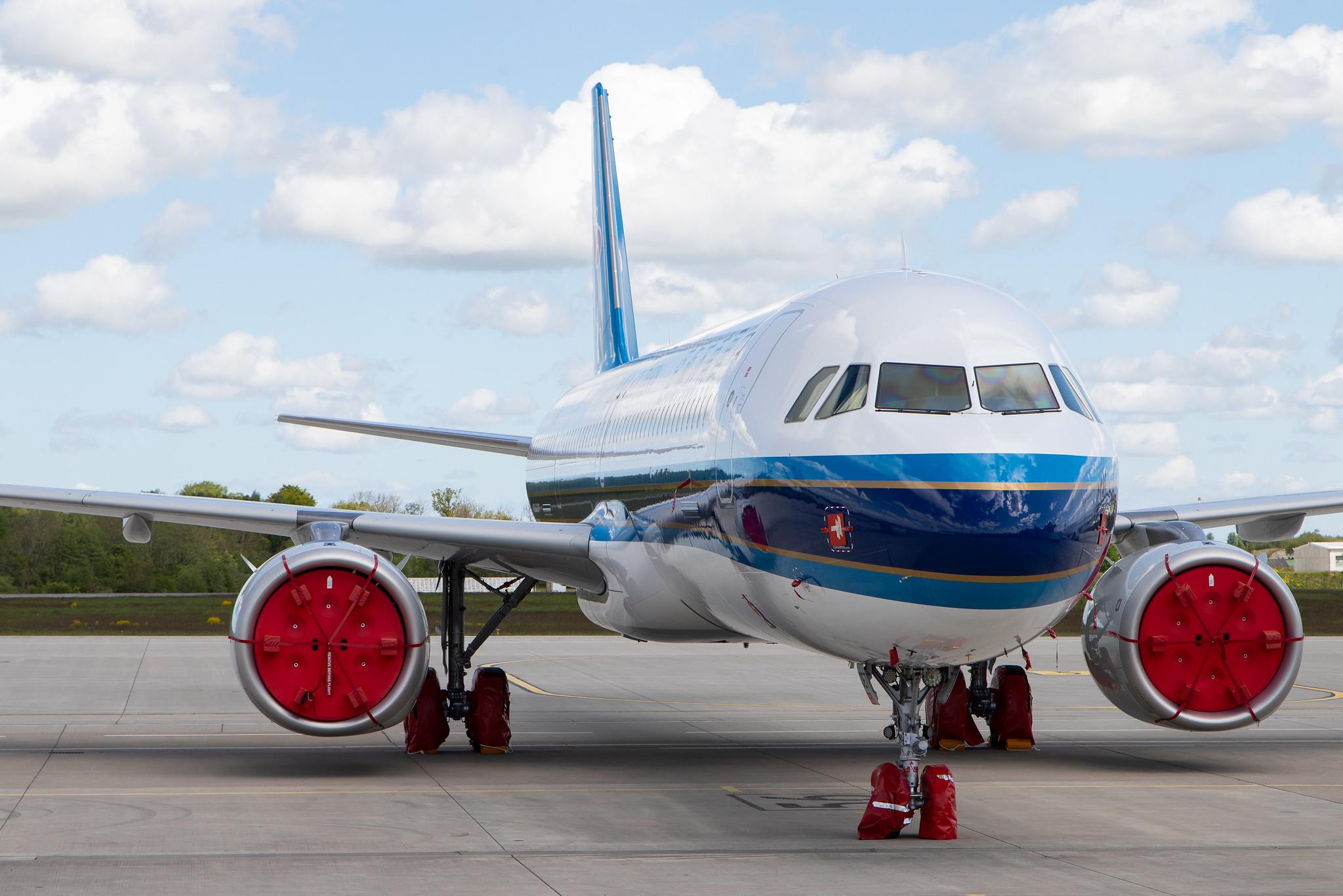 Flughafen Rostock-Laage: China Southern Airlines  (CZ / CSN) | Airbus A321-253NX A21N | D-AVXS | MSN 9325