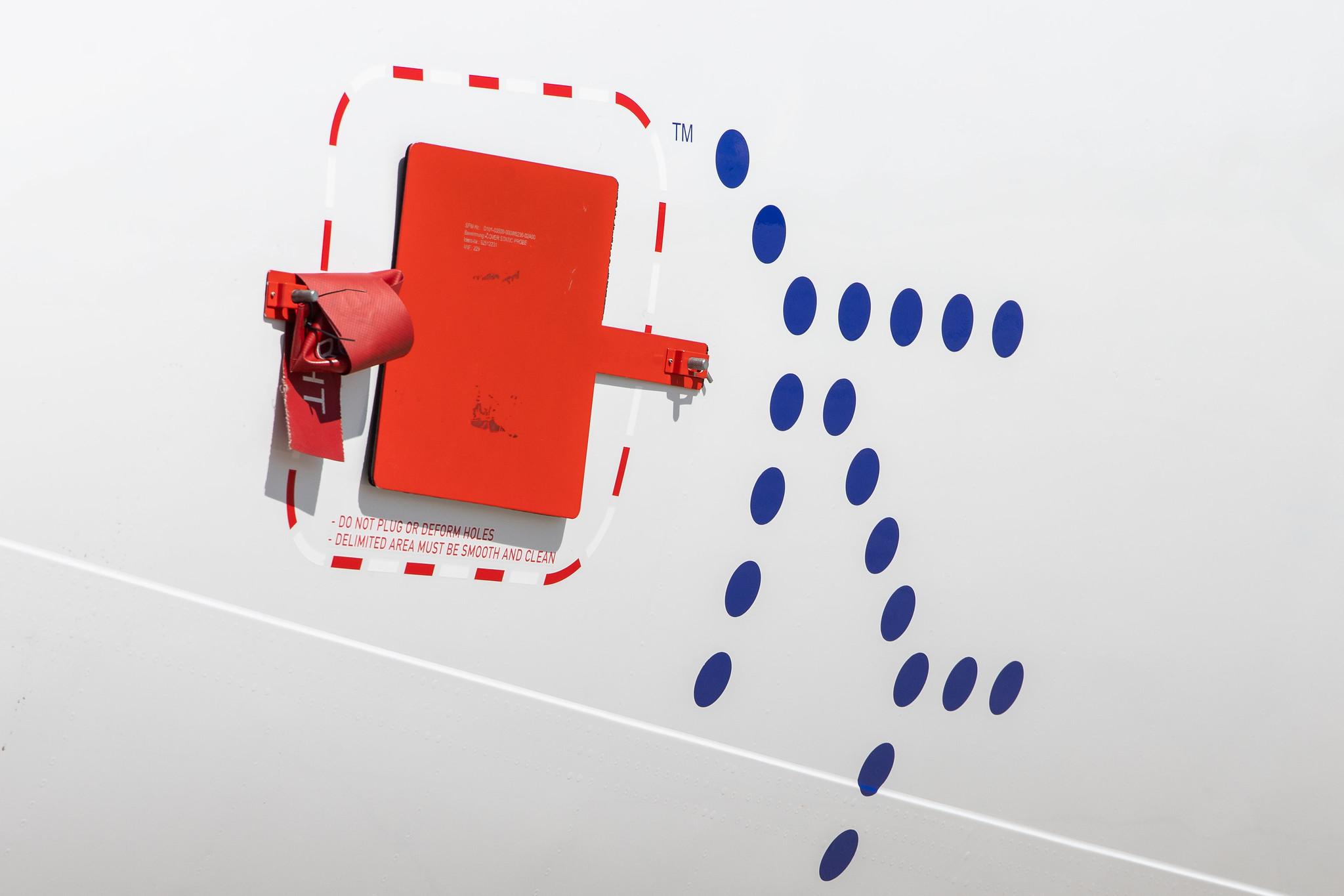 Flughafen Rostock-Laage: IndiGo (6E / IGO) |  Airbus A321-271NX A21N | D-AVZZ | MSN 9336