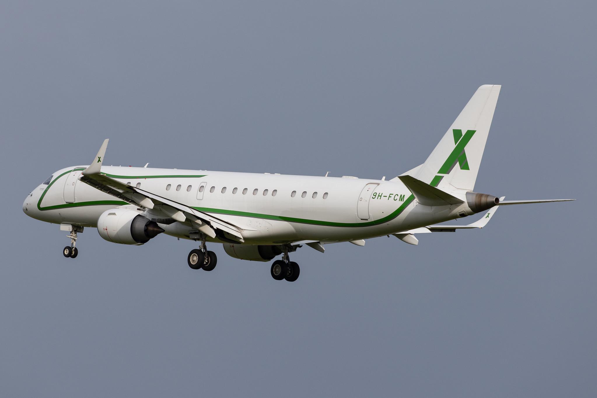 Hamburg Airport: Air X Charter (/ AXY) |  Embraer Lineage 1000 E190 | 9H-FCM | MSN 19000641