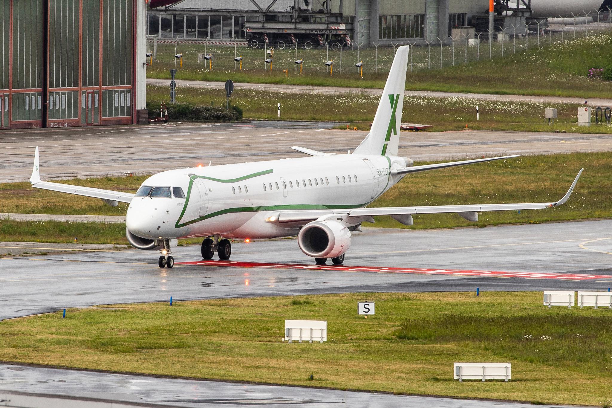 Hamburg Airport: Air X Charter (/ AXY) |  Embraer Lineage 1000 E190 | 9H-FCM | MSN 19000641