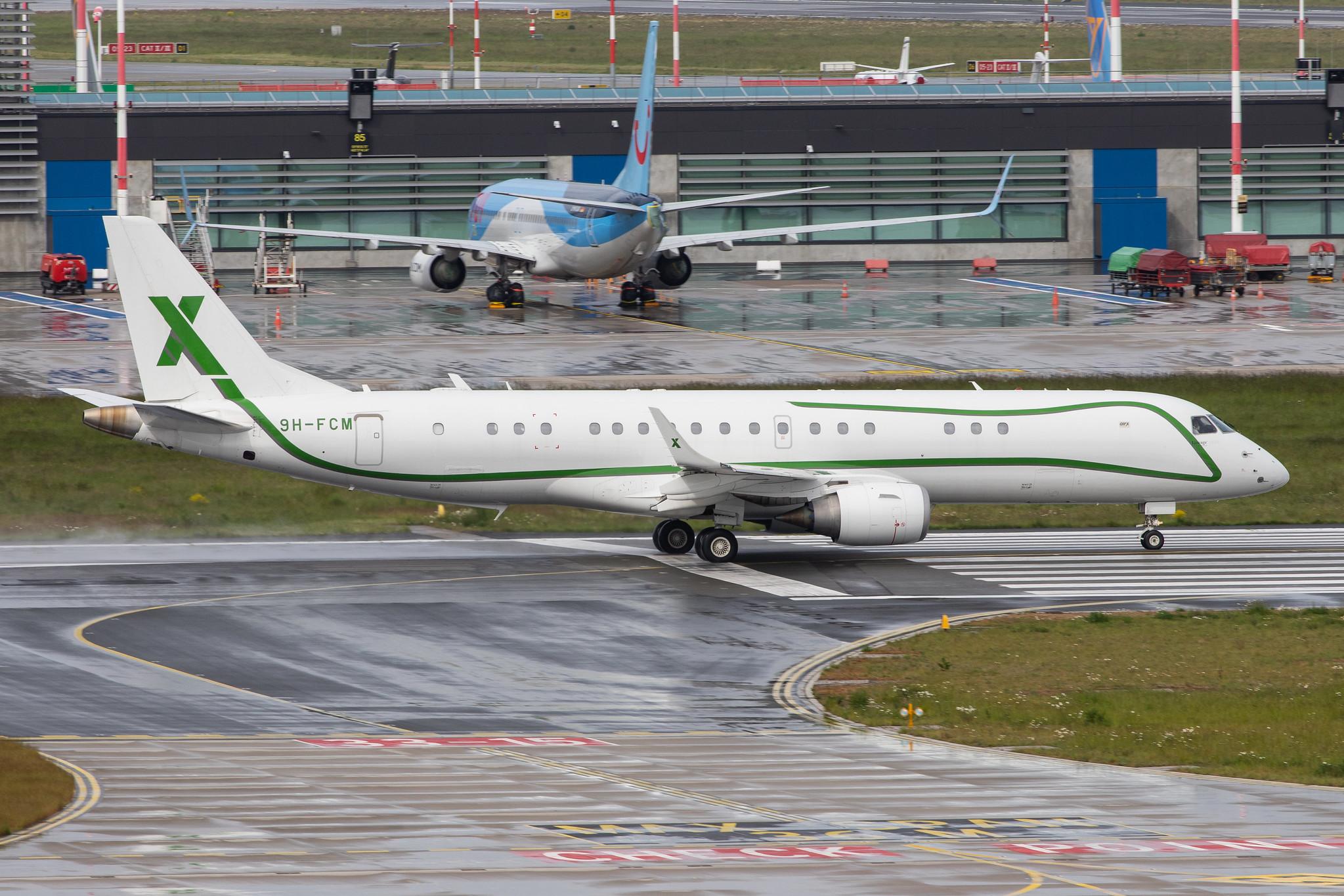 Hamburg Airport: Air X Charter (/ AXY) |  Embraer Lineage 1000 E190 | 9H-FCM | MSN 19000641
