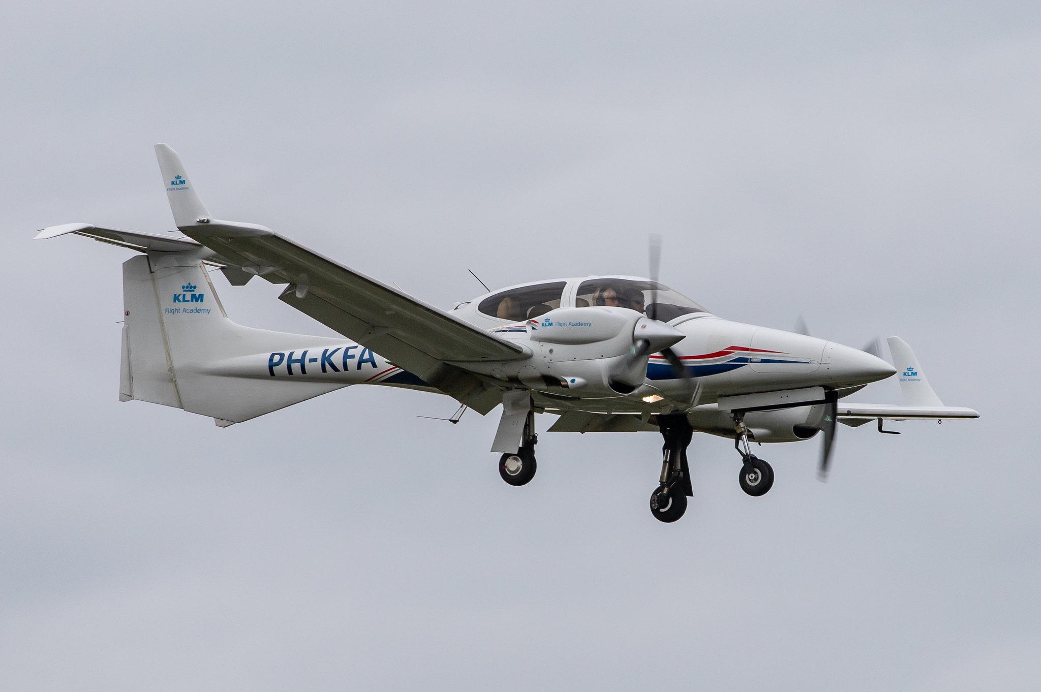 Hamburg Airport: KLM Flight Academy (KL / KLM) | Operator: KLM |  Diamond DA42NG Twin Star DA42 | PH-KFA | MSN 42.N138
