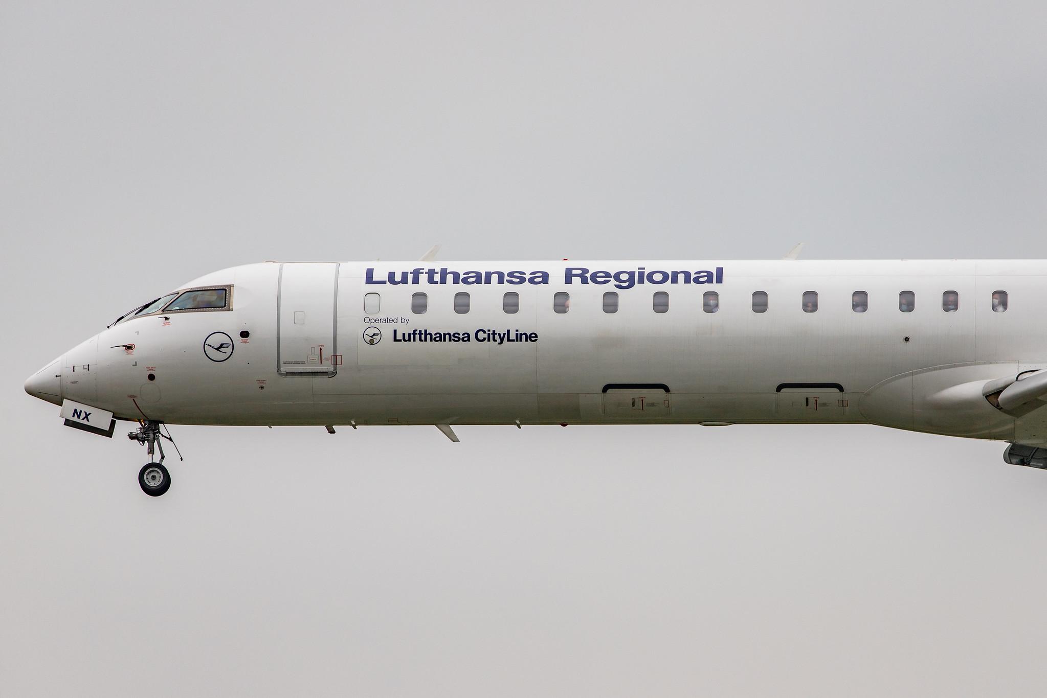 Hamburg Airport: Lufthansa (LH / DLH) | Operator: Lufthansa CityLine |  Bombardier CRJ-900LR CRJ9 | D-ACNX | MSN 15270
