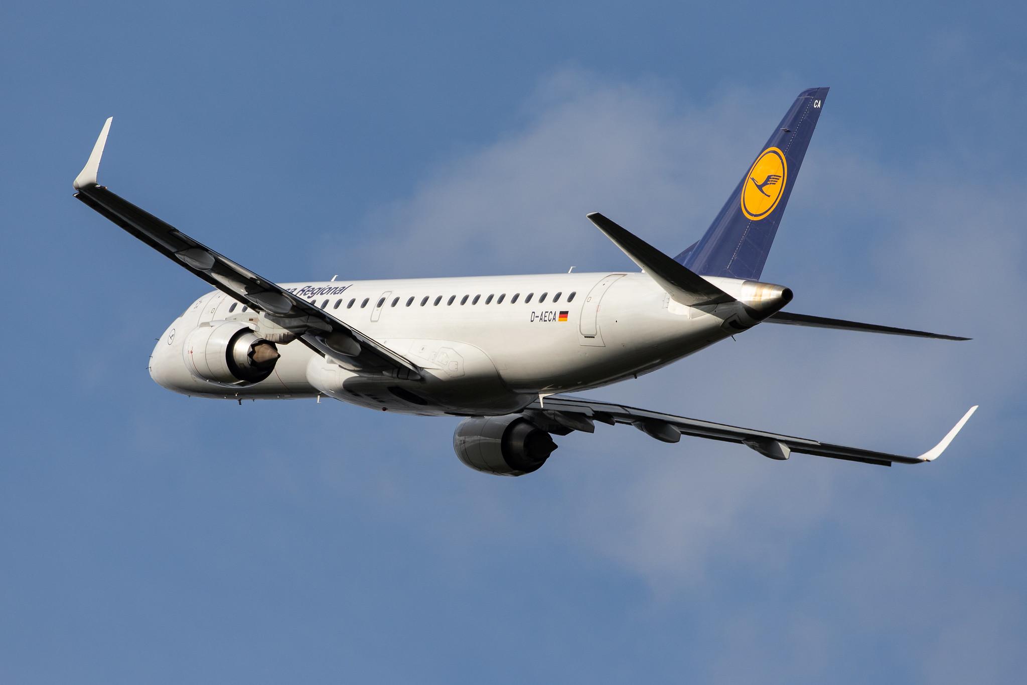 Hamburg Airport: Lufthansa (LH / DLH) | Operator: Lufthansa CityLine |  Embraer E190LR E190 | D-AECA | MSN 19000327