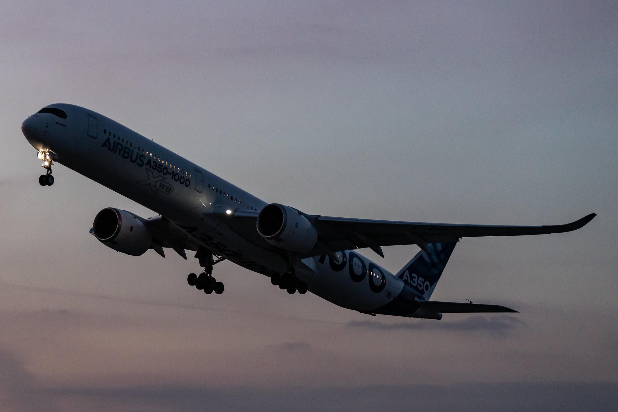 Hamburg Finkenwerder: Airbus (/ AIB) |  Airbus A350-1041 A35K | F-WMIL | MSN 059