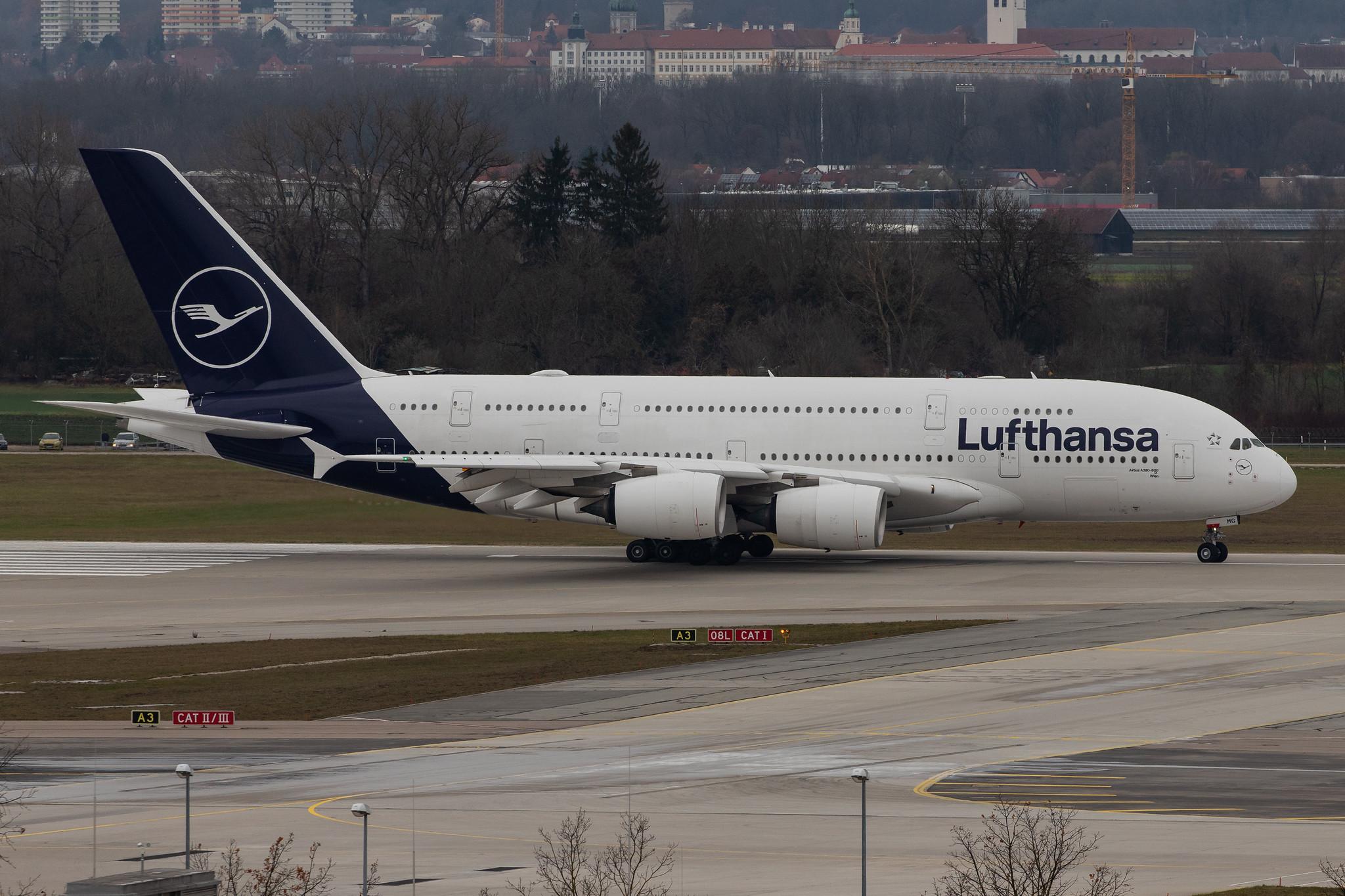 Munich Airport: Lufthansa (LH / DLH) |  Airbus A380-841 A388 | D-AIMG | MSN 069
