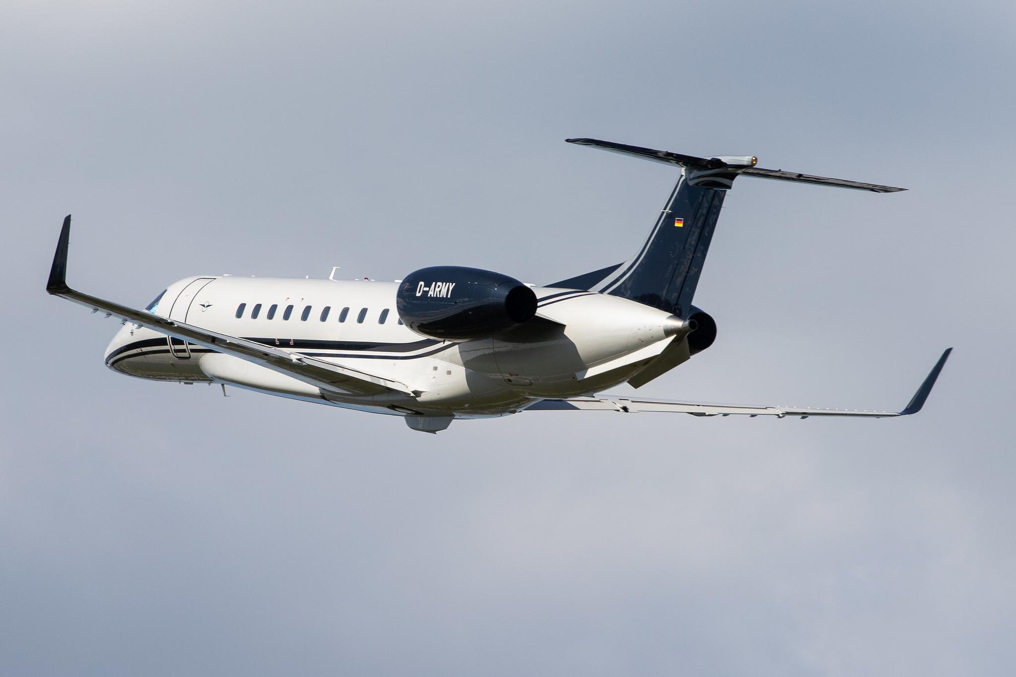 Hamburg Airport: Air Hamburg (/ AHO) |  Embraer Legacy 650E E35L | D-ARMY | MSN 14501229