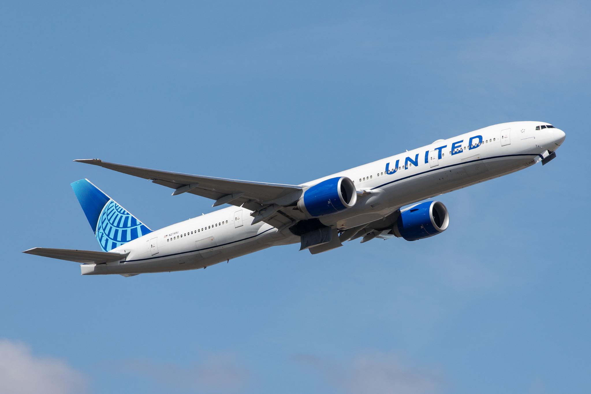 Frankfurt Airport: United Airlines (UA / UAL) |  Boeing 777-300(ER) B77W | N2749U | MSN 66589