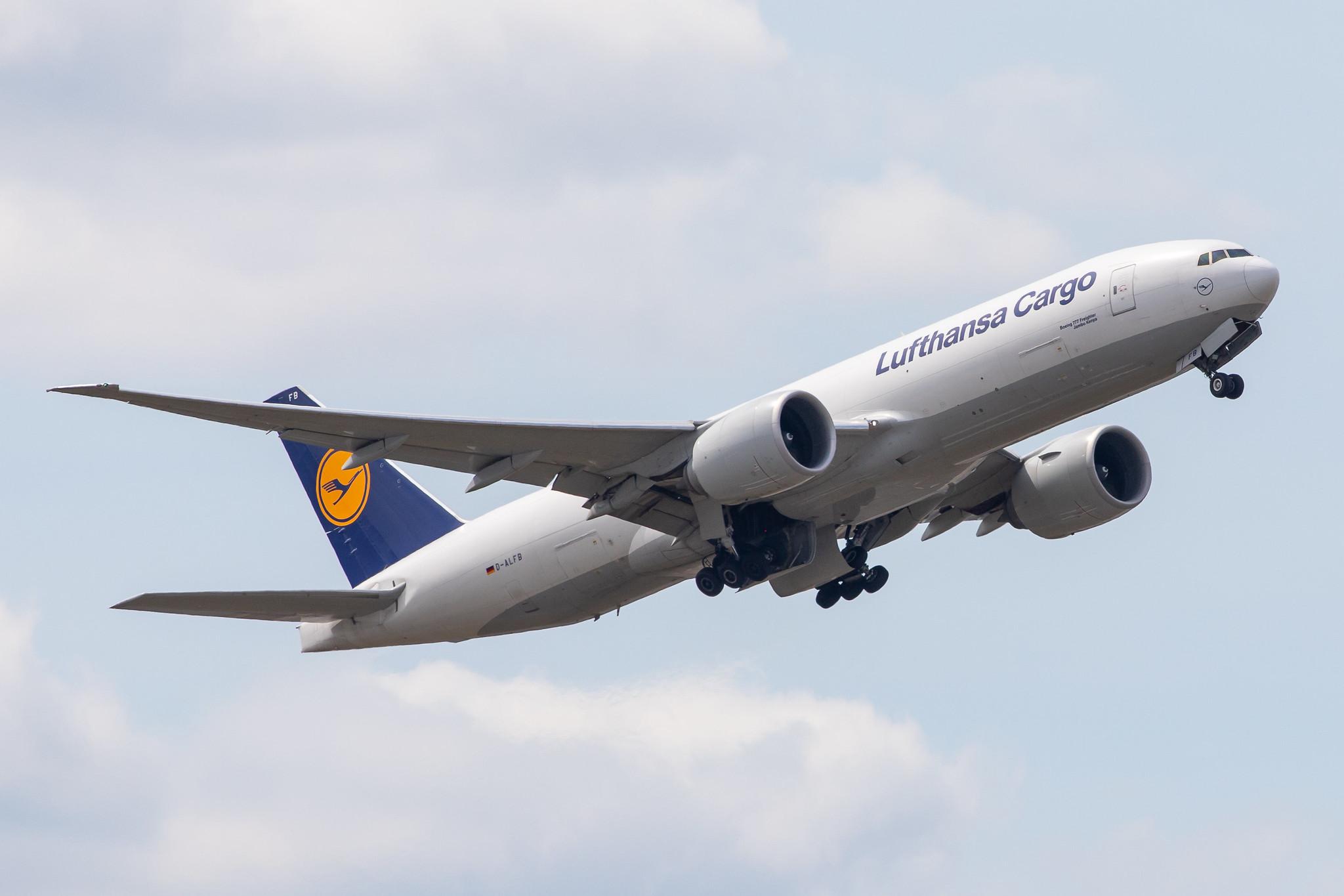 Frankfurt Airport: Lufthansa Cargo (/ GEC) |  Boeing 777-FBT B77L | D-ALFB | MSN 41675