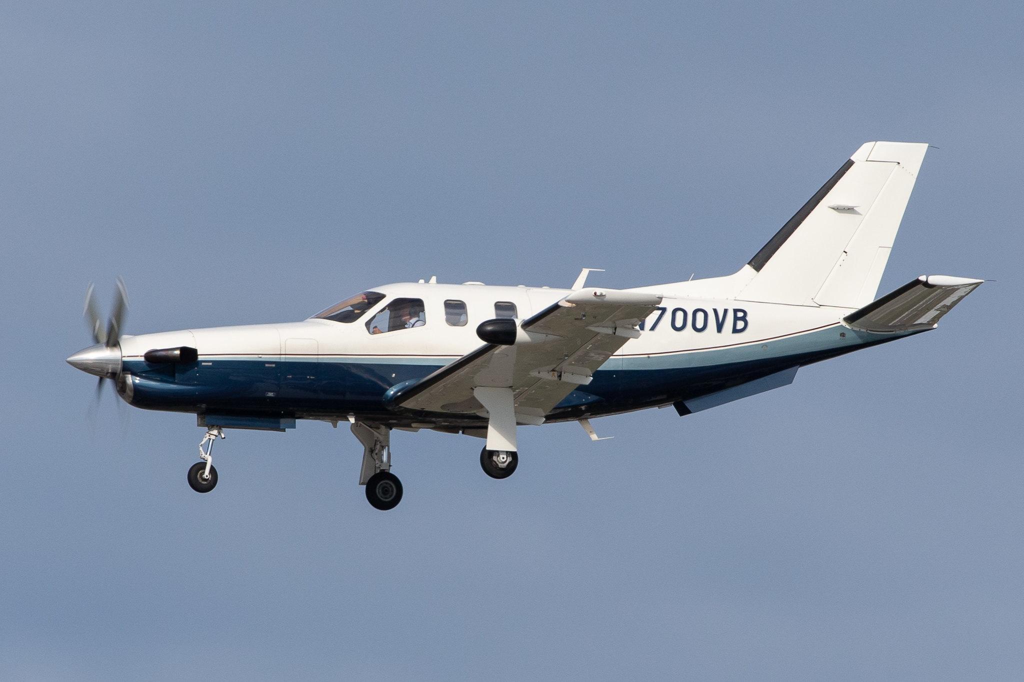 Hamburg Airport: Private Owner |  Socata TBM-700C TBM7 | N700VB | MSN 237