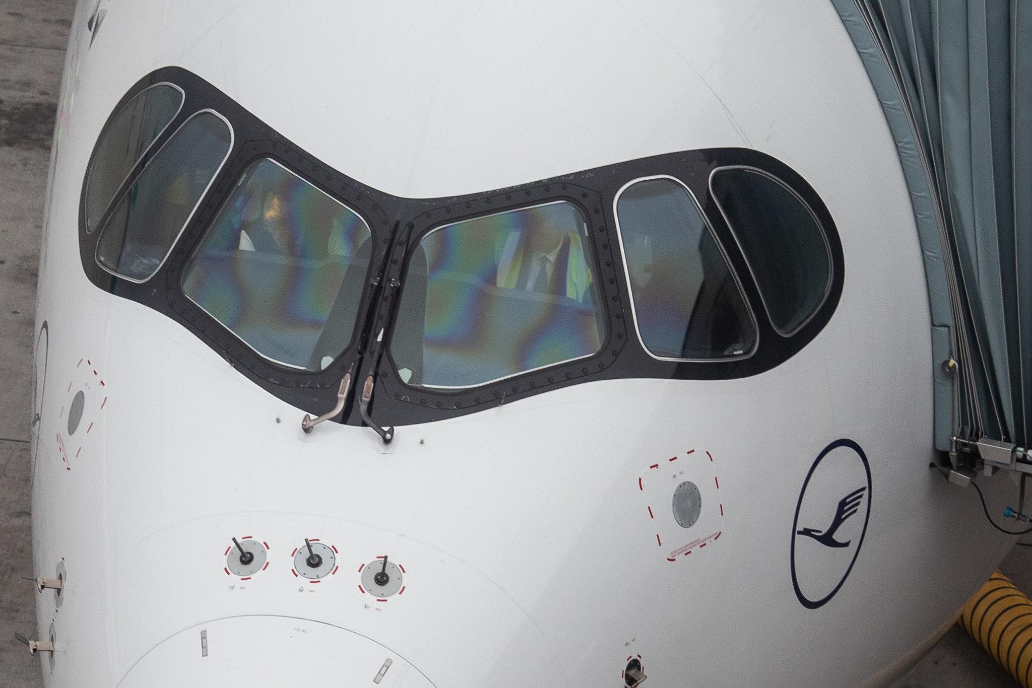 Munich Airport: Lufthansa (LH / DLH) |  Airbus A350-941 A359 | D-AIXD | MSN 127